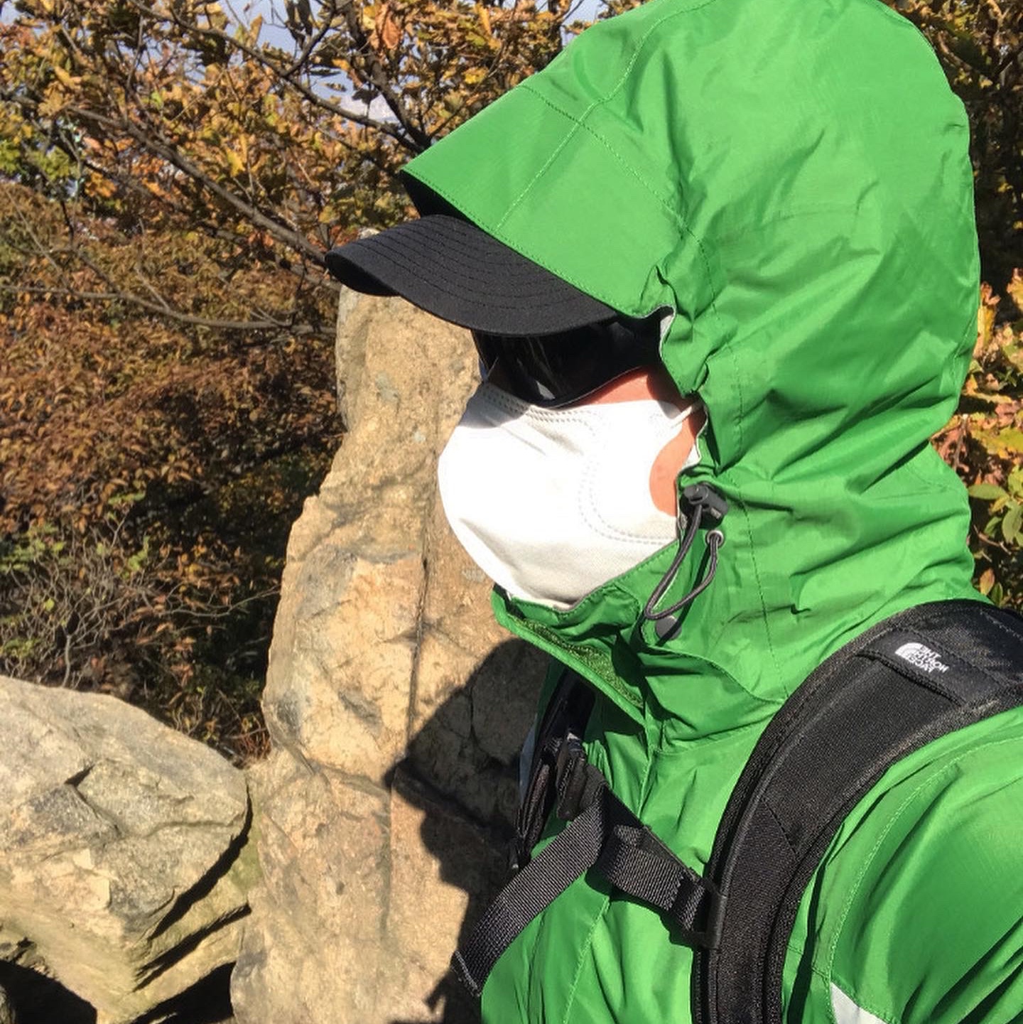 The North Face Big Shot Jet Black 착용 스타일 - 3
