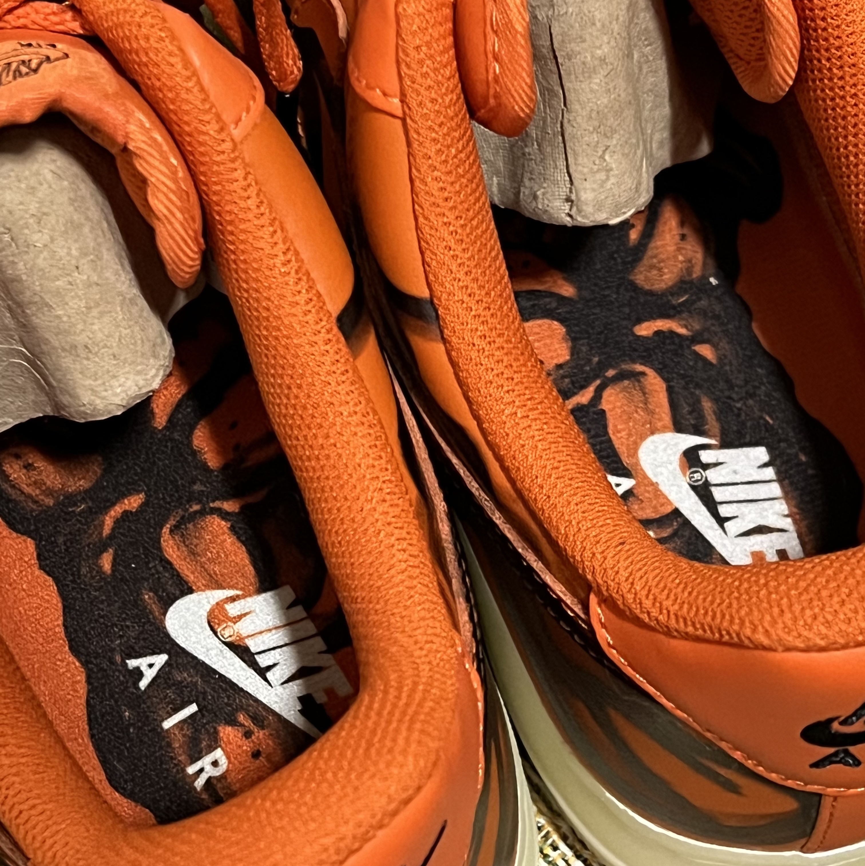 Nike Air Force 1 Low '07 Orange Skeleton 착용 스타일 - 3