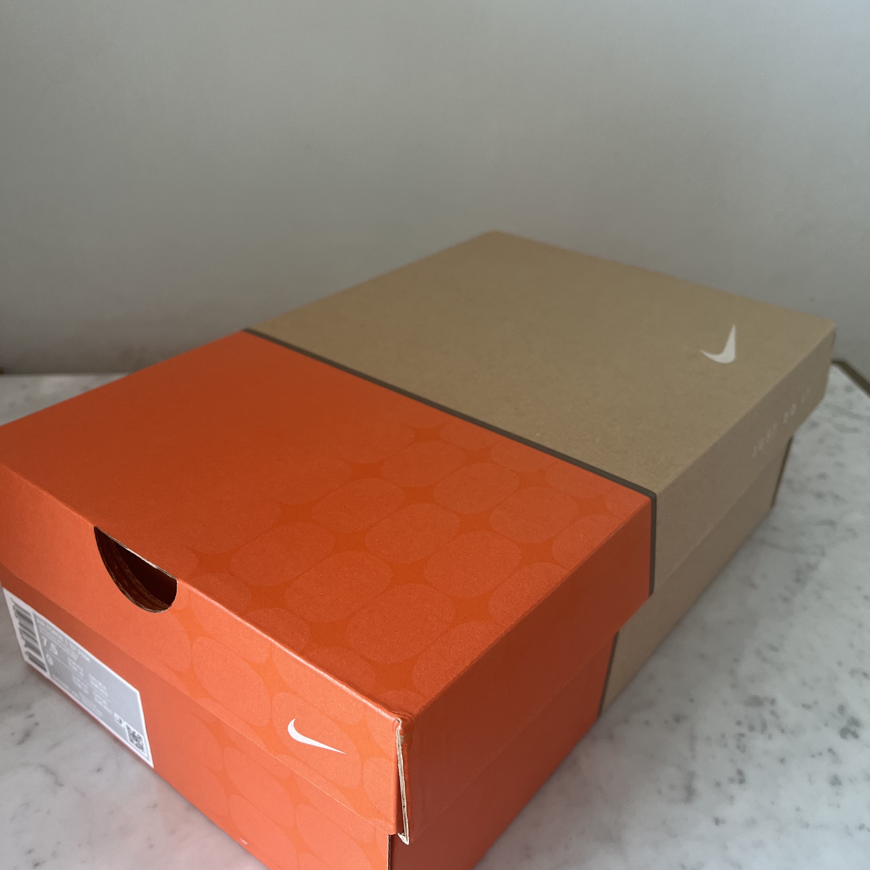 Nike Air Force 1 '07 PRM Bronx Origins 착용 스타일 - 5