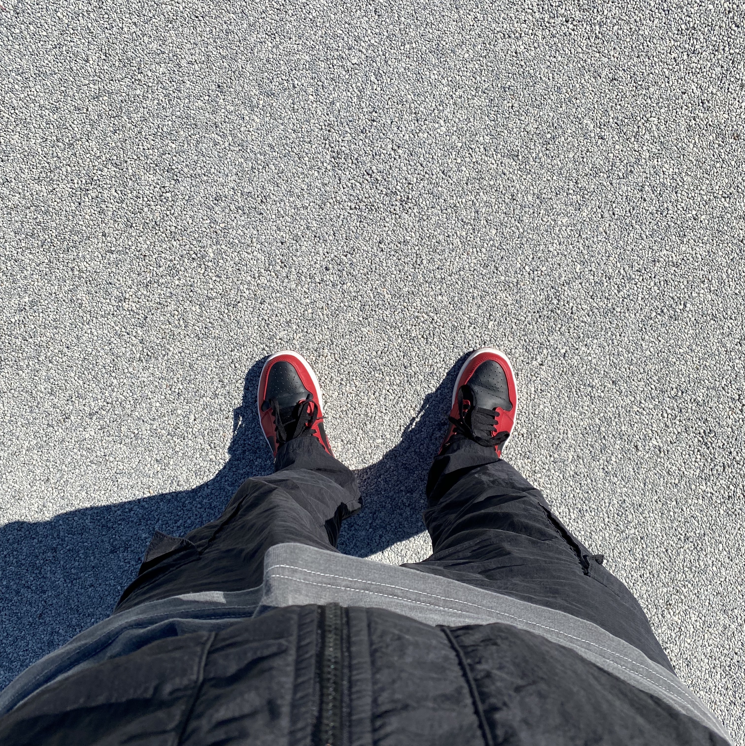 Jordan 1 Low Varsity Red 착용 스타일 - 2