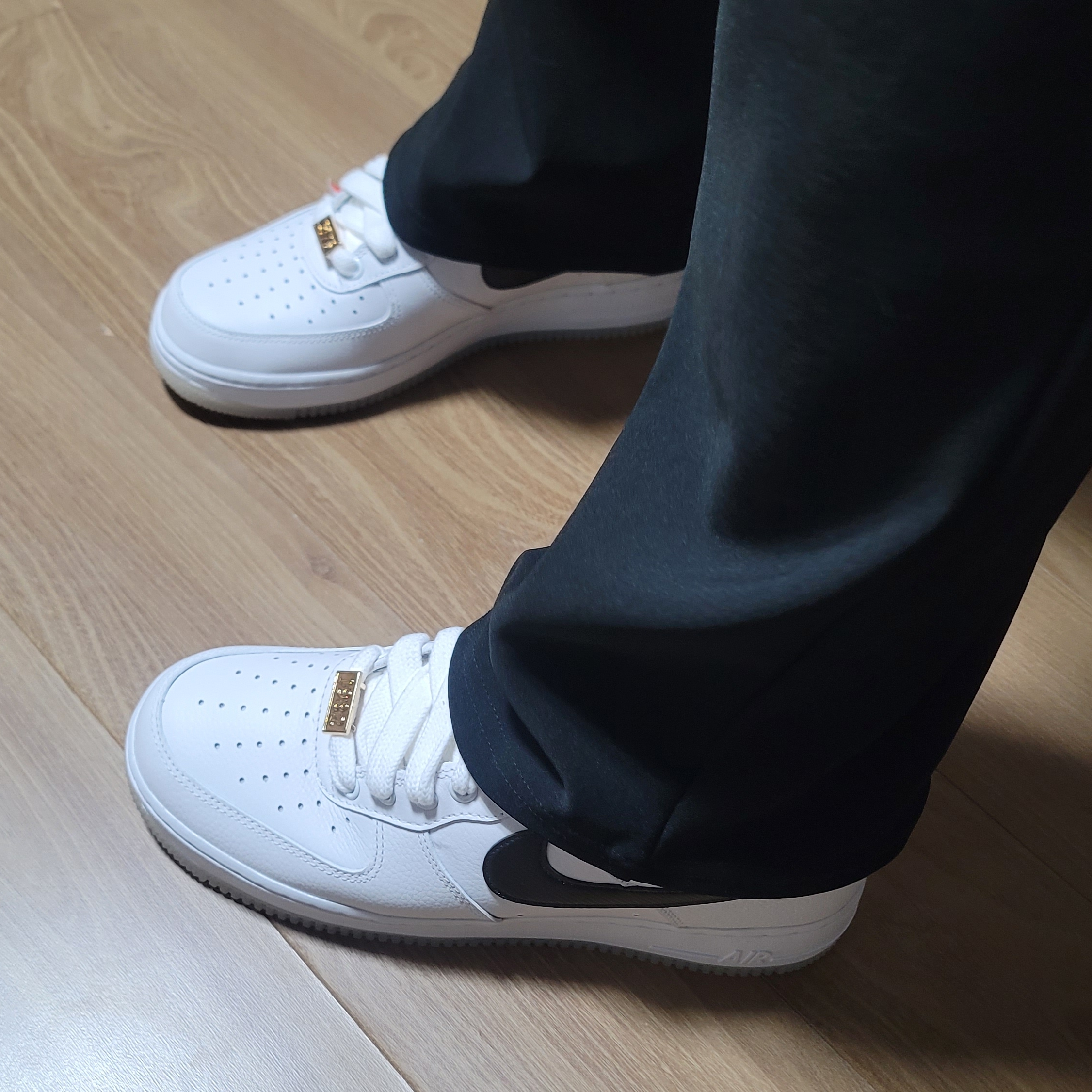 Nike Air Force 1 '07 PRM Bronx Origins 착용 스타일 - 1