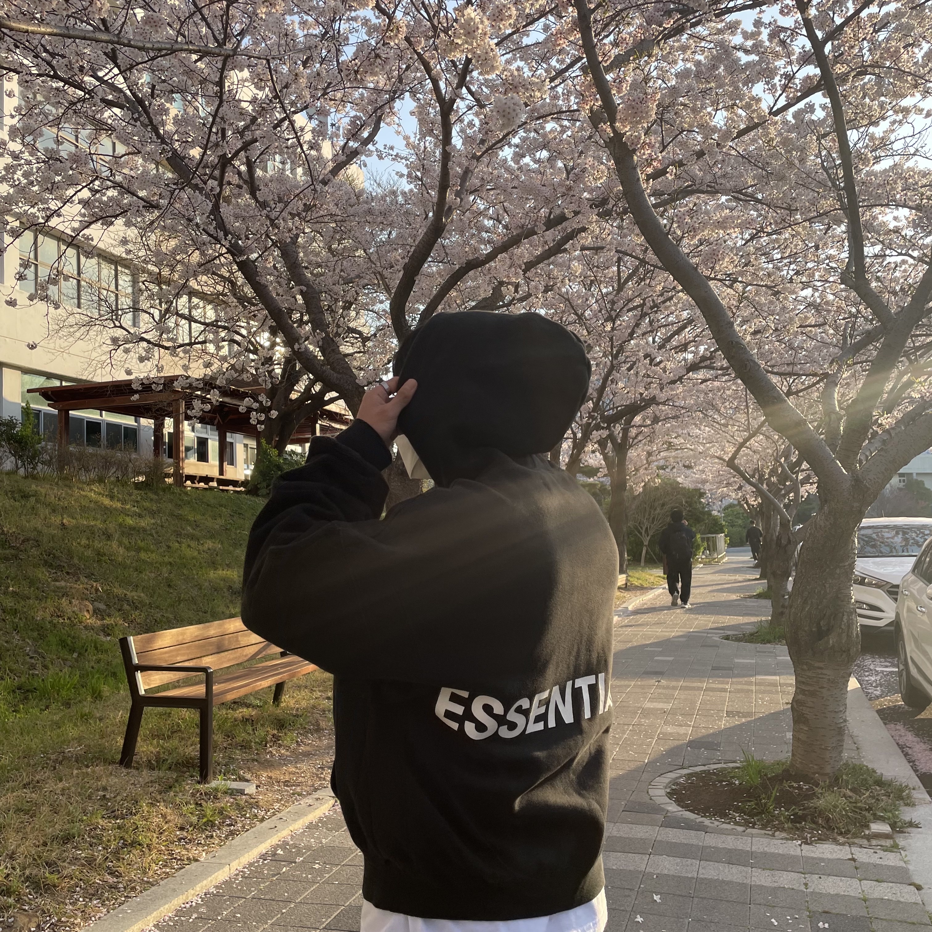 Essentials Pull-Over Hoodie Black - 21SS, Birkenstock x Stussy Boston Clog Bone 착용 스타일 - 2
