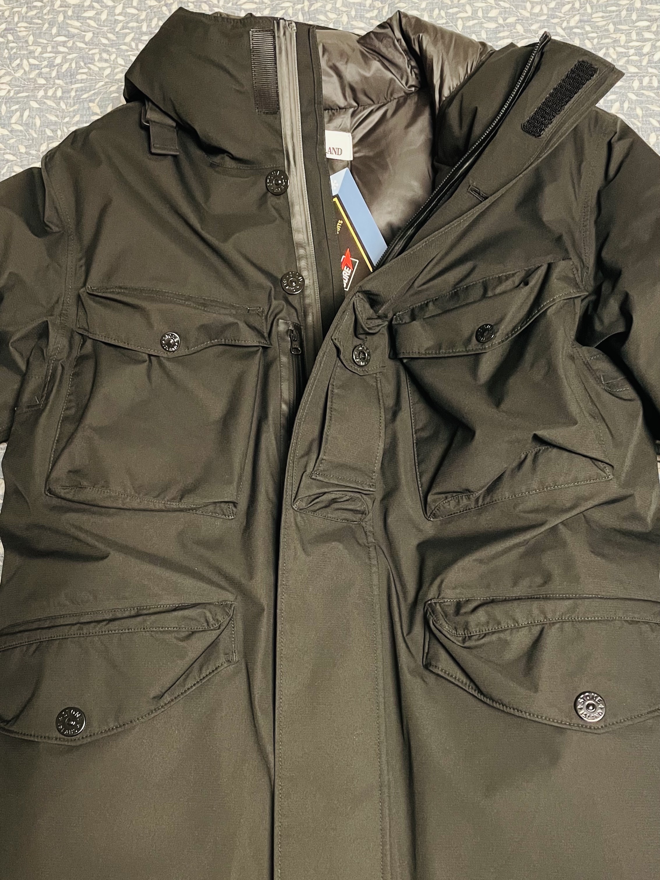Stone Island 40330 Ripstop Gore-Tex Con Paclite Down Jacket Black - 21FW 착용 스타일 - 3