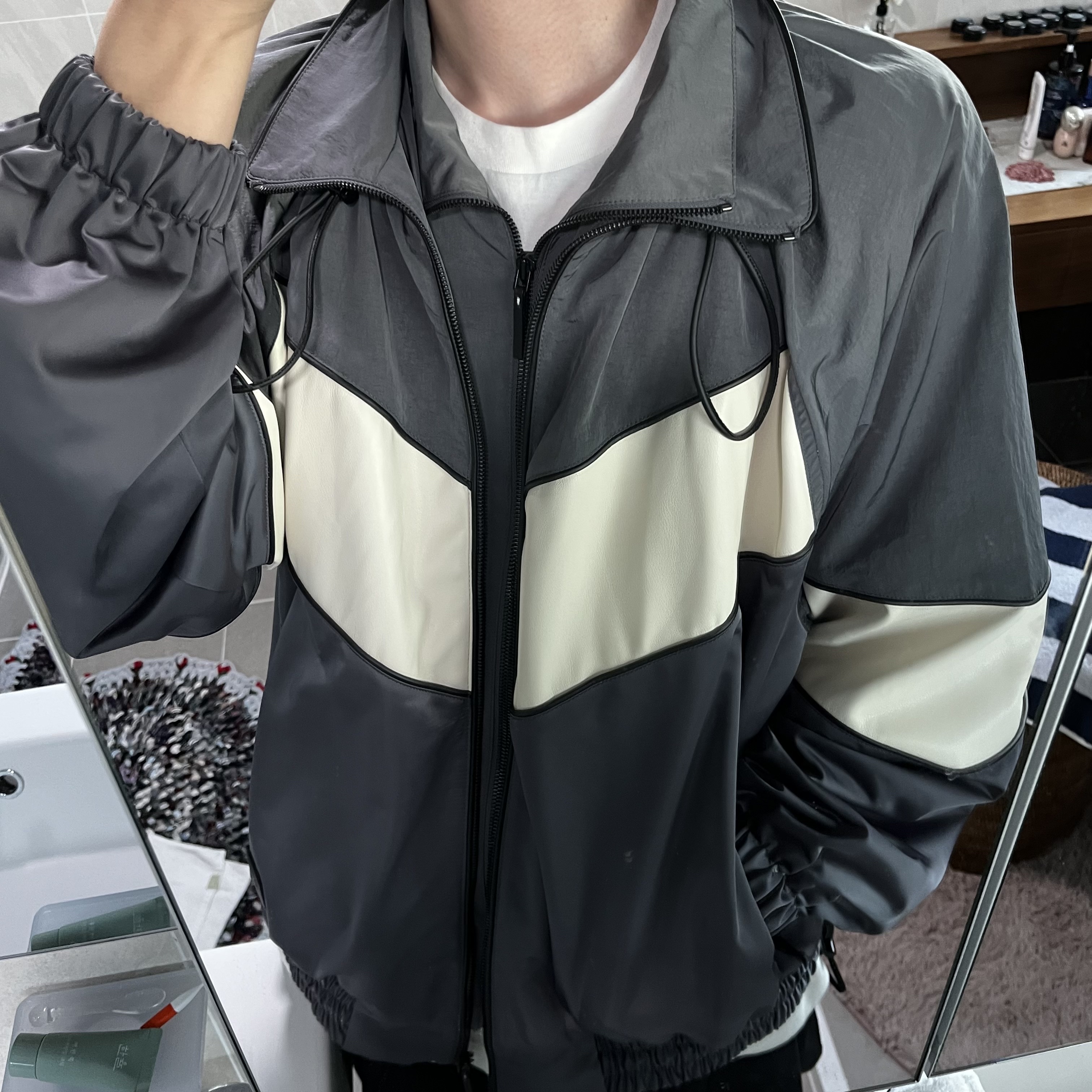 Ader Error Mem Jumper Grey 착용 스타일 - 3