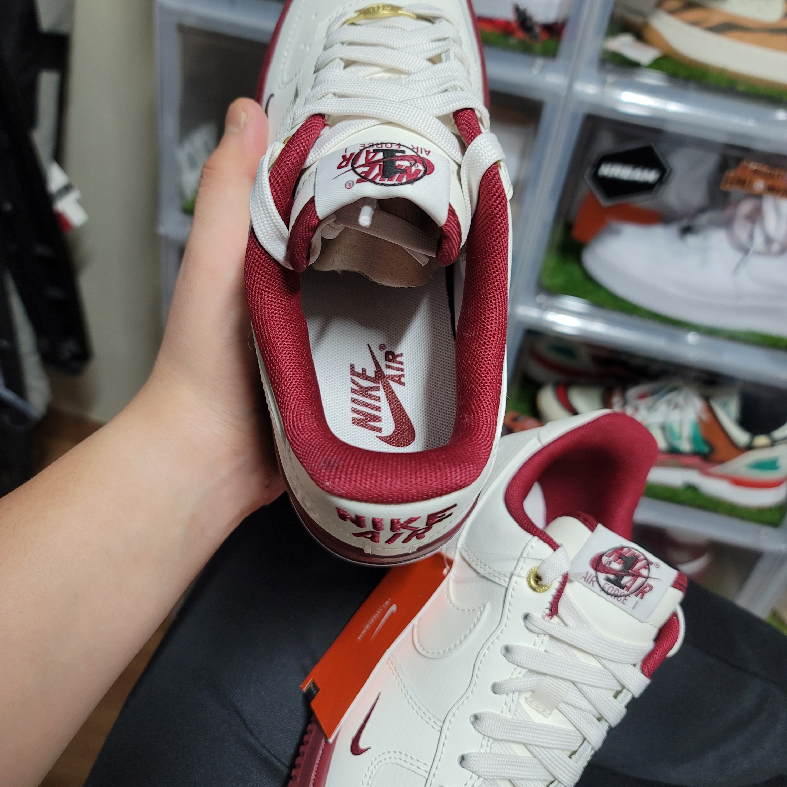 (W) Nike Air Force 1 '07 SE 40th Anniversary Join Forces Sail Team Red 착용 스타일 - 4