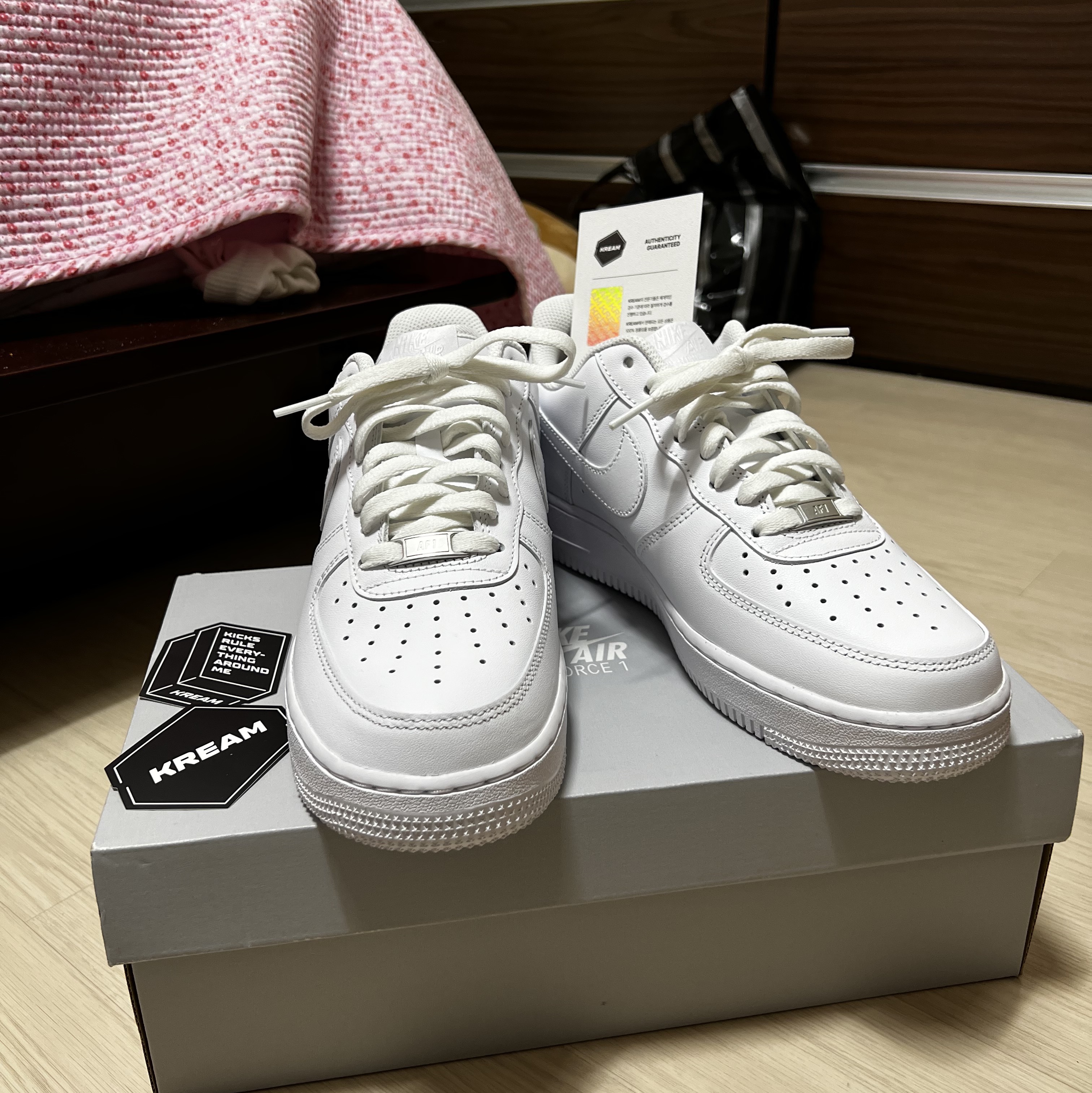 Nike Air Force 1 '07 Low White 착용 스타일