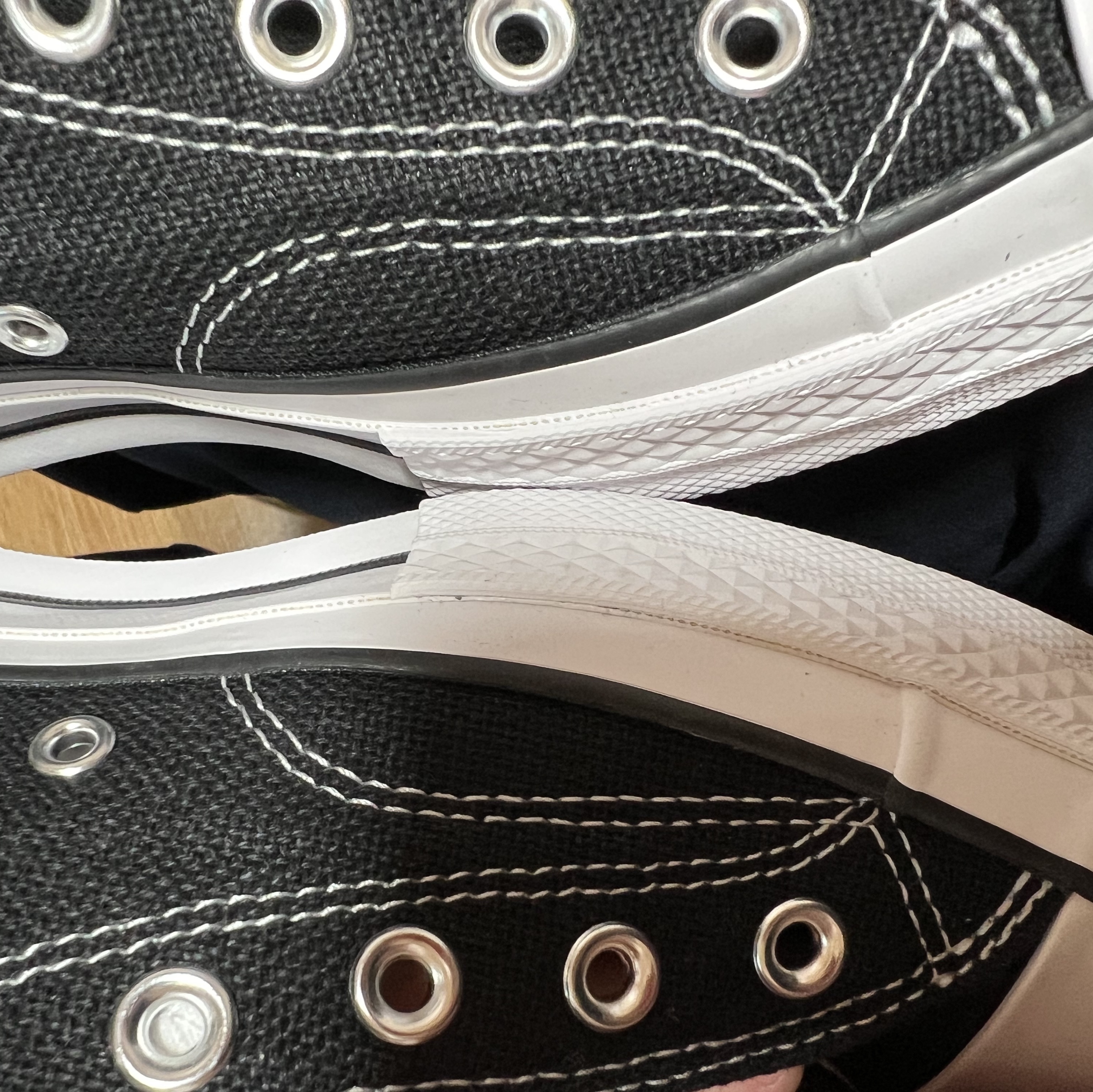 Converse x Stussy Chuck 70 High Black 착용 스타일 - 1