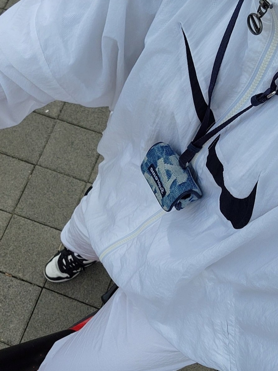 Nike x Ambush Dunk High Black, Supreme Fat Tip Jacquard Denim AirPods Case Blue - 22SS 착용 스타일
