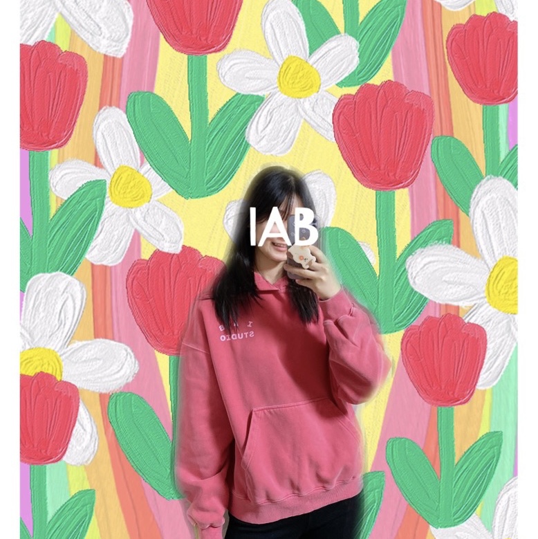 IAB Studio Pigment Hoodie & Sack Coral 착용 스타일
