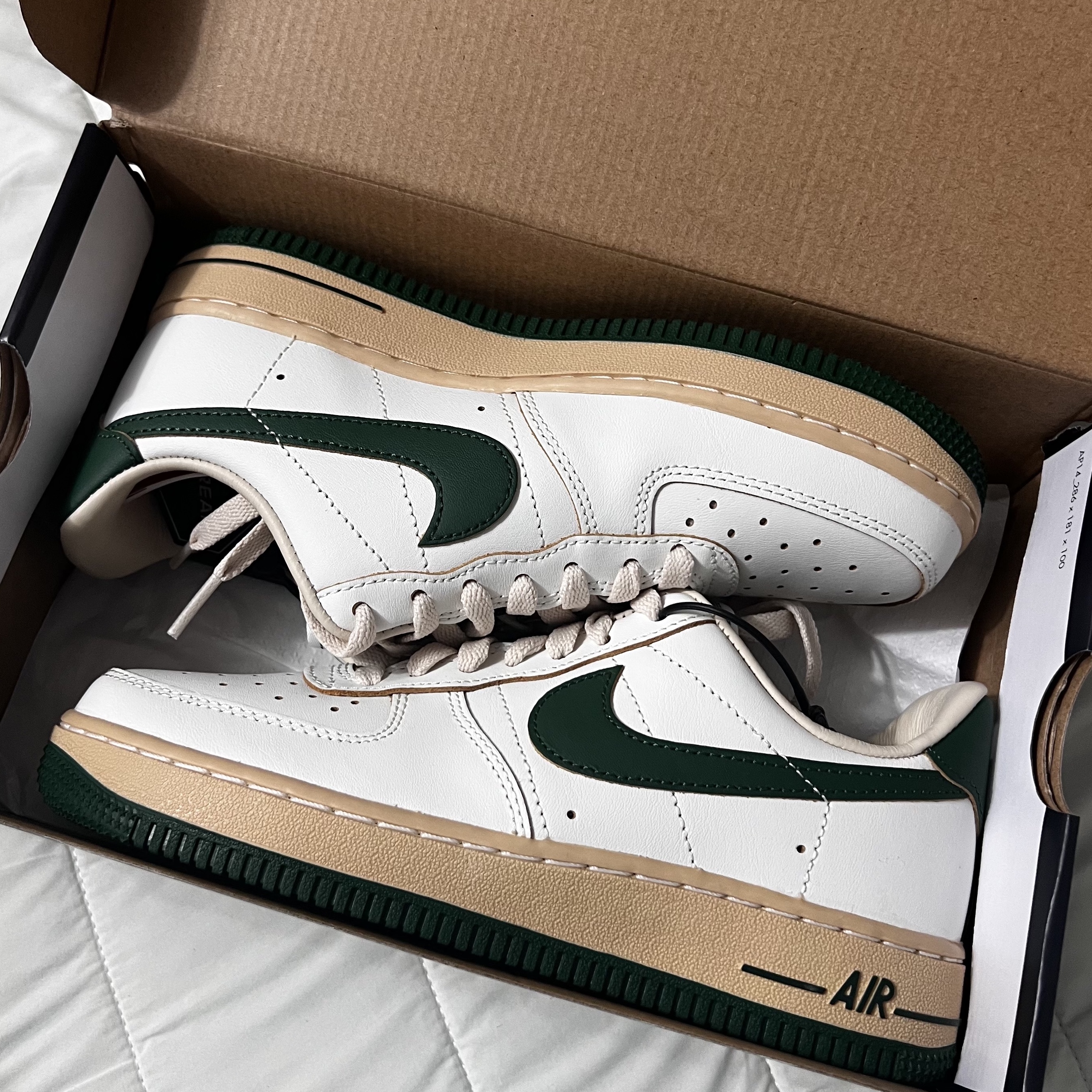 (W) Nike Air Force 1 Low Gorge Green 착용 스타일 - 4