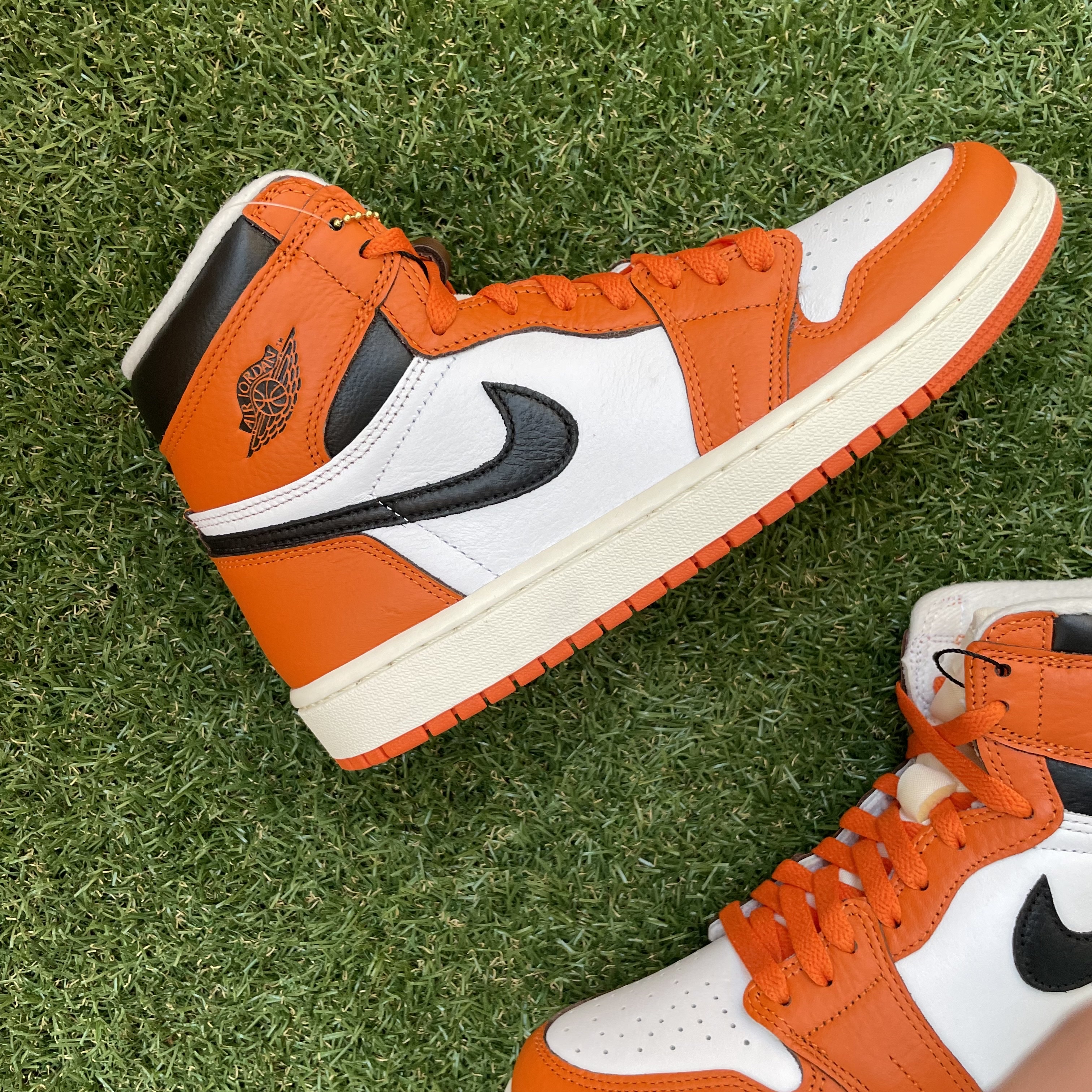 (W) Jordan 1 Retro High OG Starfish 착용 스타일 - 4