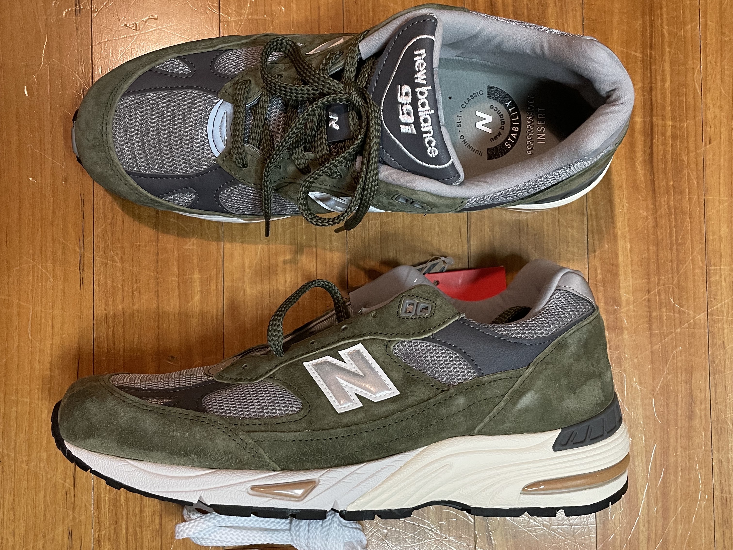 New Balance 991 Made in UK Green Grey, Nike x Billie Eilish NRG Fleece Hoodie Sequoia - Asia 착용 스타일 - 5