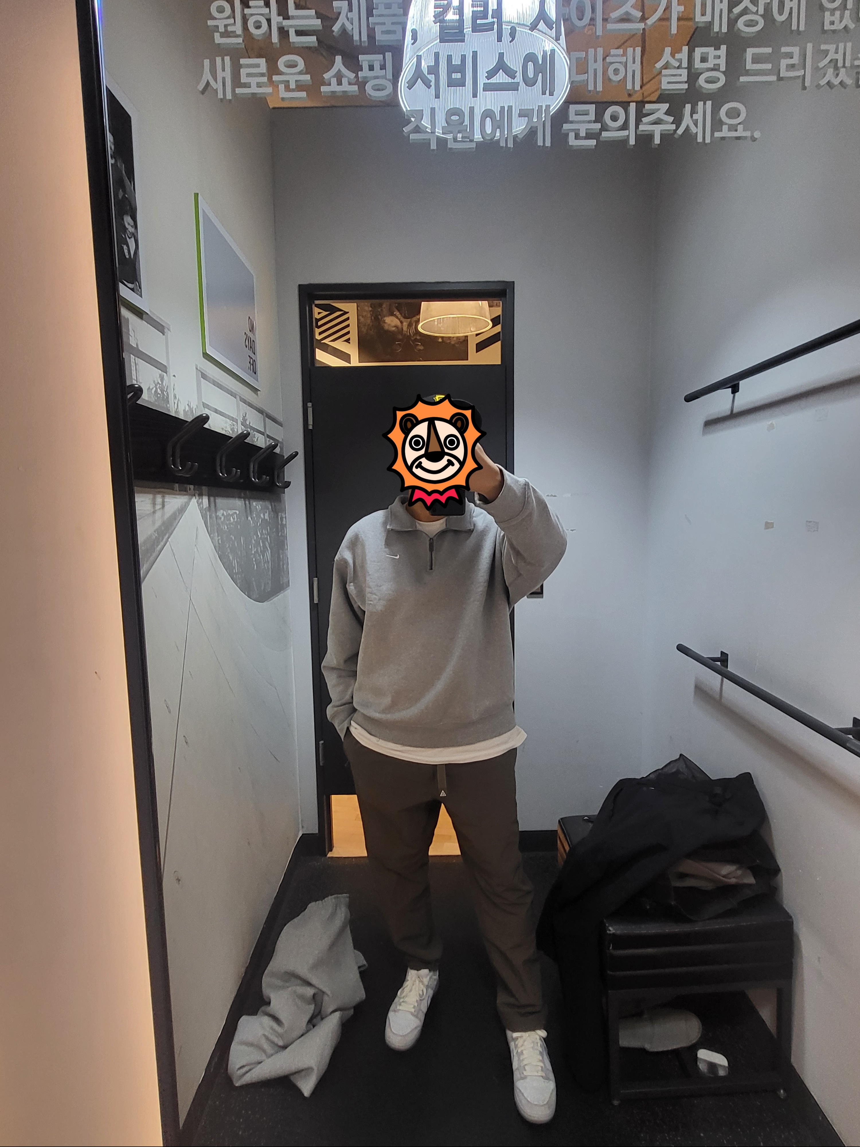 Nike ACG Therma-Fit Pullover Fleece Hoodie Black - Asia, Nike NRG Solo Swoosh Fleece Pants Dark Grey Heather - Asia 착용 스타일 - 2