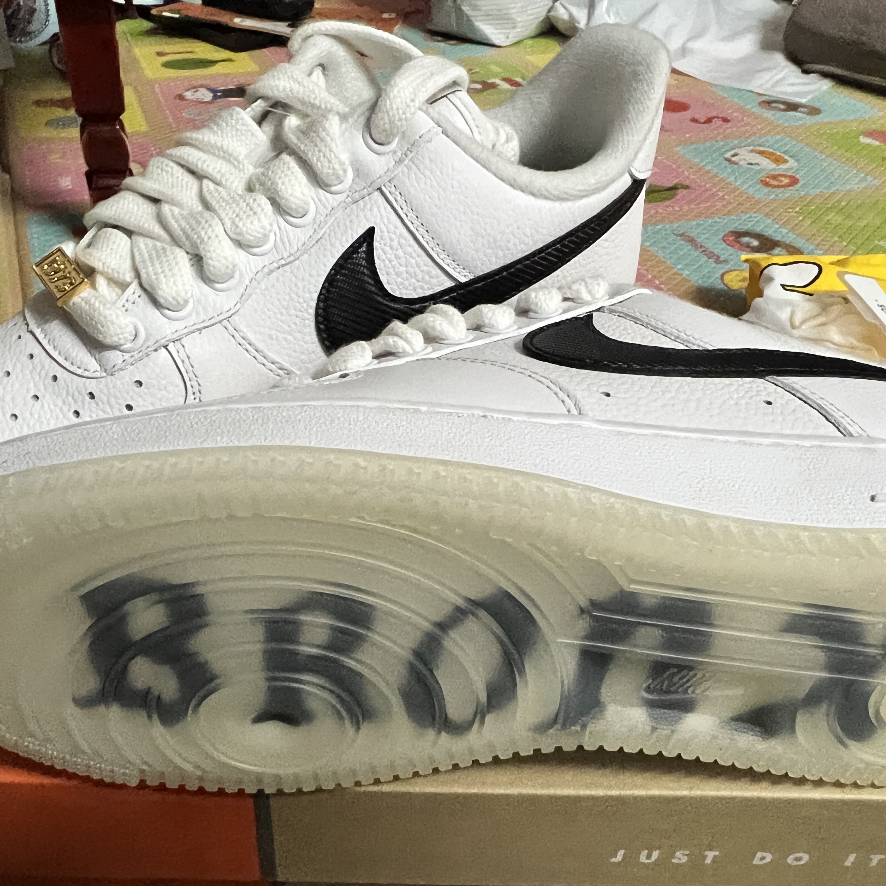 Nike Air Force 1 '07 PRM Bronx Origins 착용 스타일 - 1