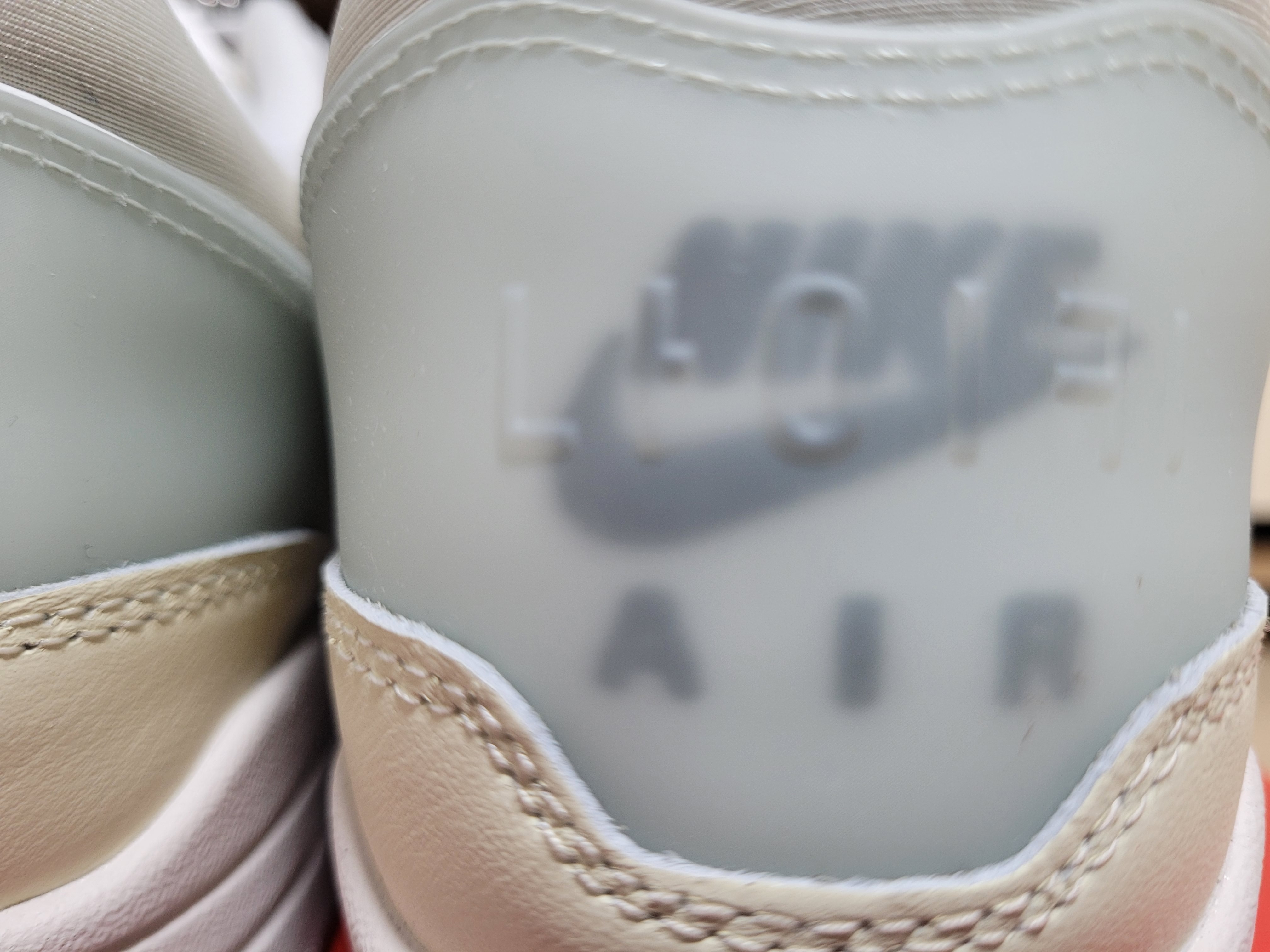 Nike Air Max 1 Hangul Day 착용 스타일 - 2