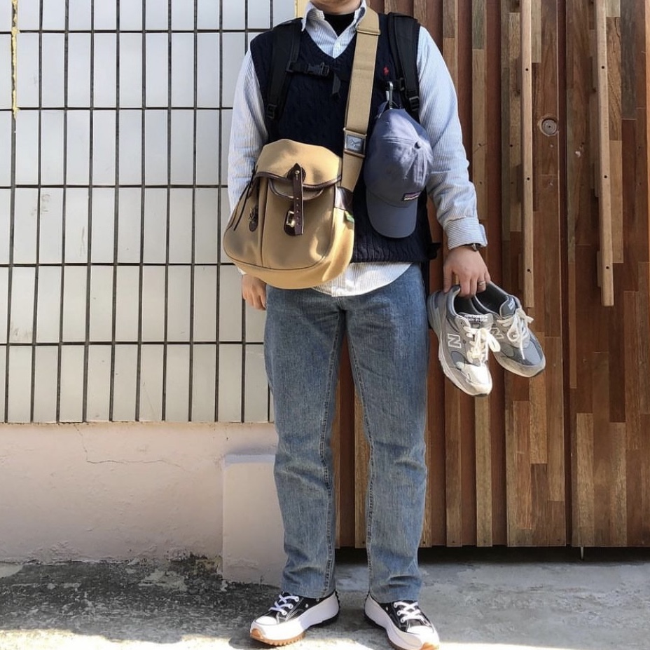 New Balance 993 Made in USA Grey - D Standard, Converse Run Star Hike Hi Black White Gum 착용 스타일