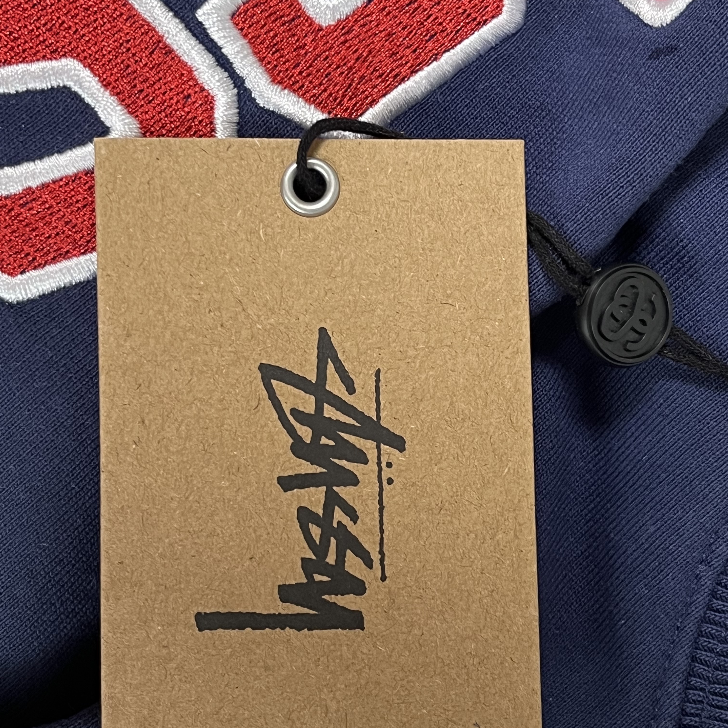 Stussy Relaxed Oversized Crew Navy 착용 스타일 - 2