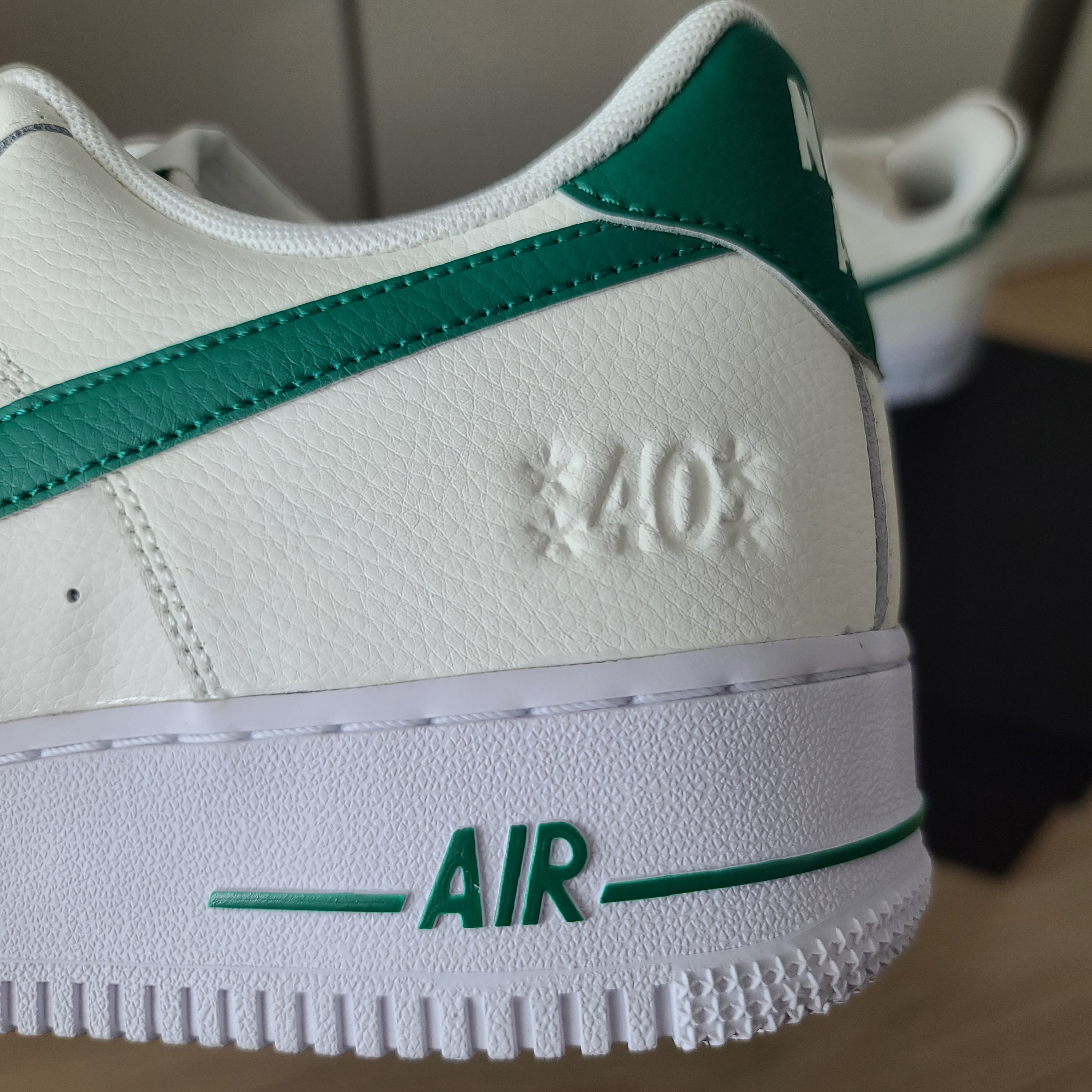 Nike Air Force 1 '07 LV8 40th Anniversary Join Forces Sail Malachite 착용 스타일 - 4