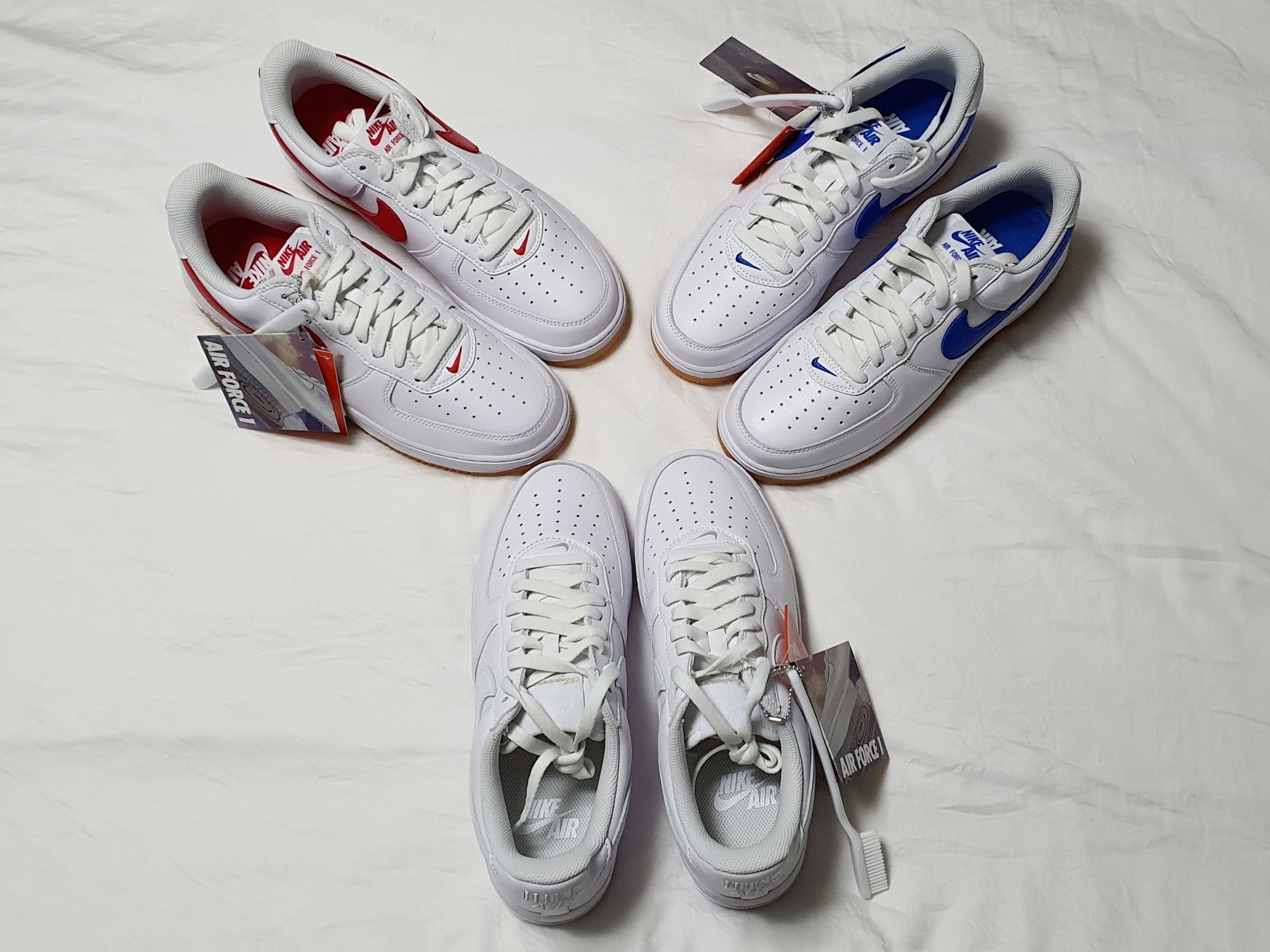 Nike Air Force 1 Low Retro Color of the Month Varsity Royal, Nike Air Force 1 Low Retro Color of the Month University Red 착용 스타일 - 5