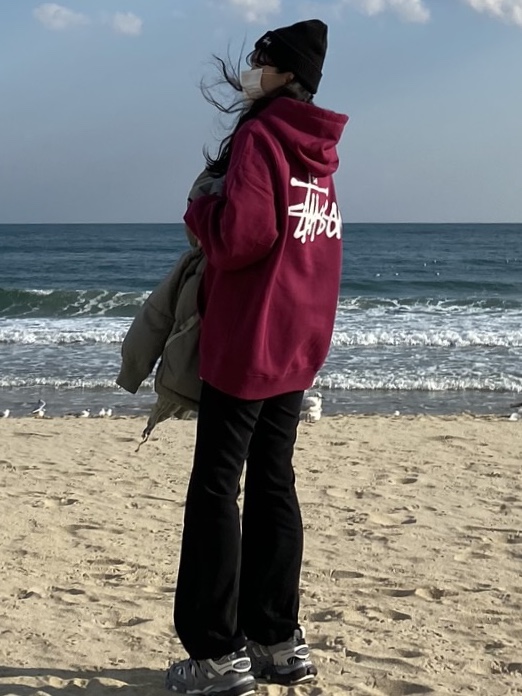 Balenciaga Track Sneakers Grey White 2019, Stussy Basic Stussy Hoodie Black 2022 착용 스타일