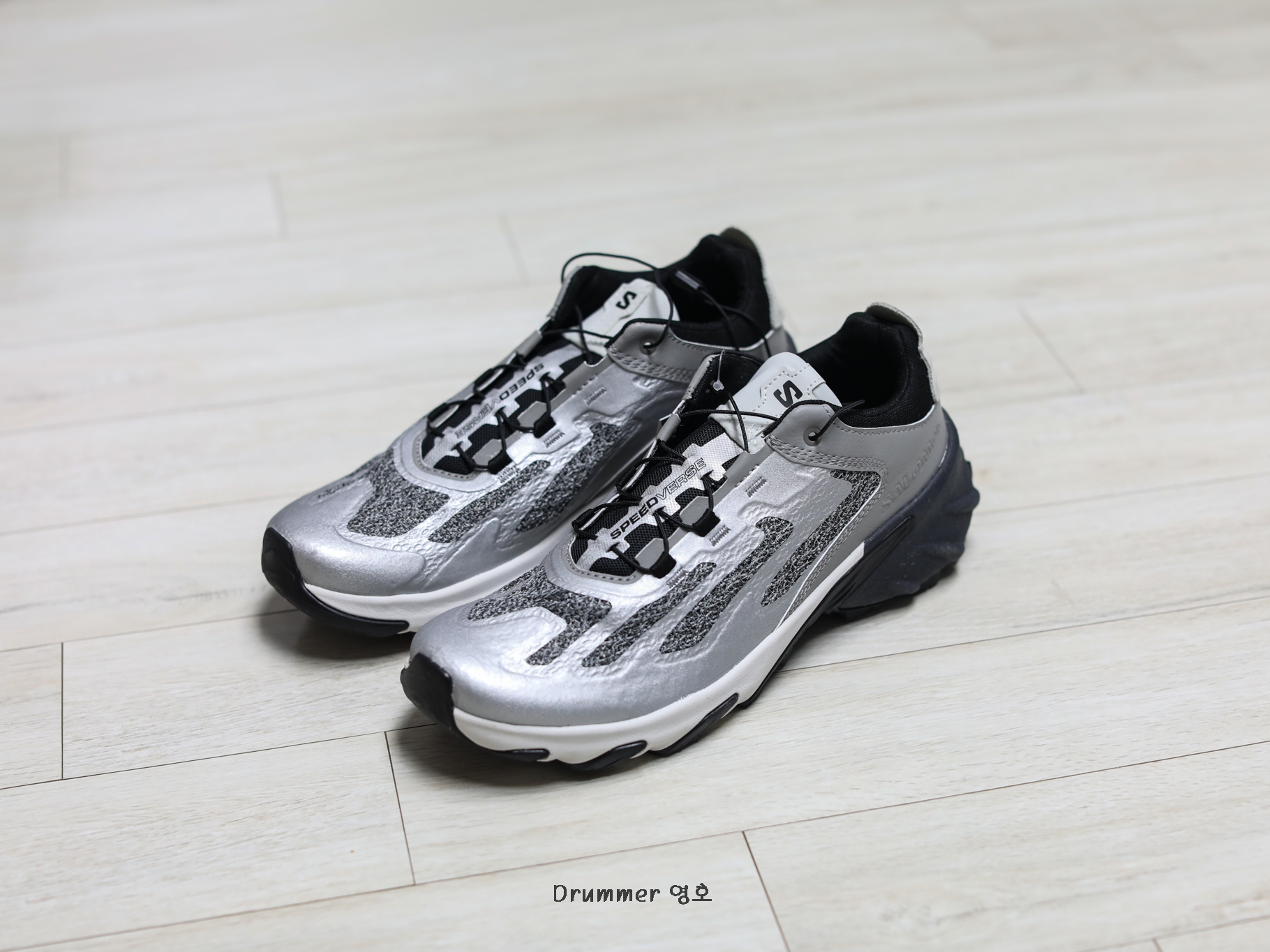 Salomon Speedverse PRG Silver Frost Grey Lunar Rock 착용 스타일