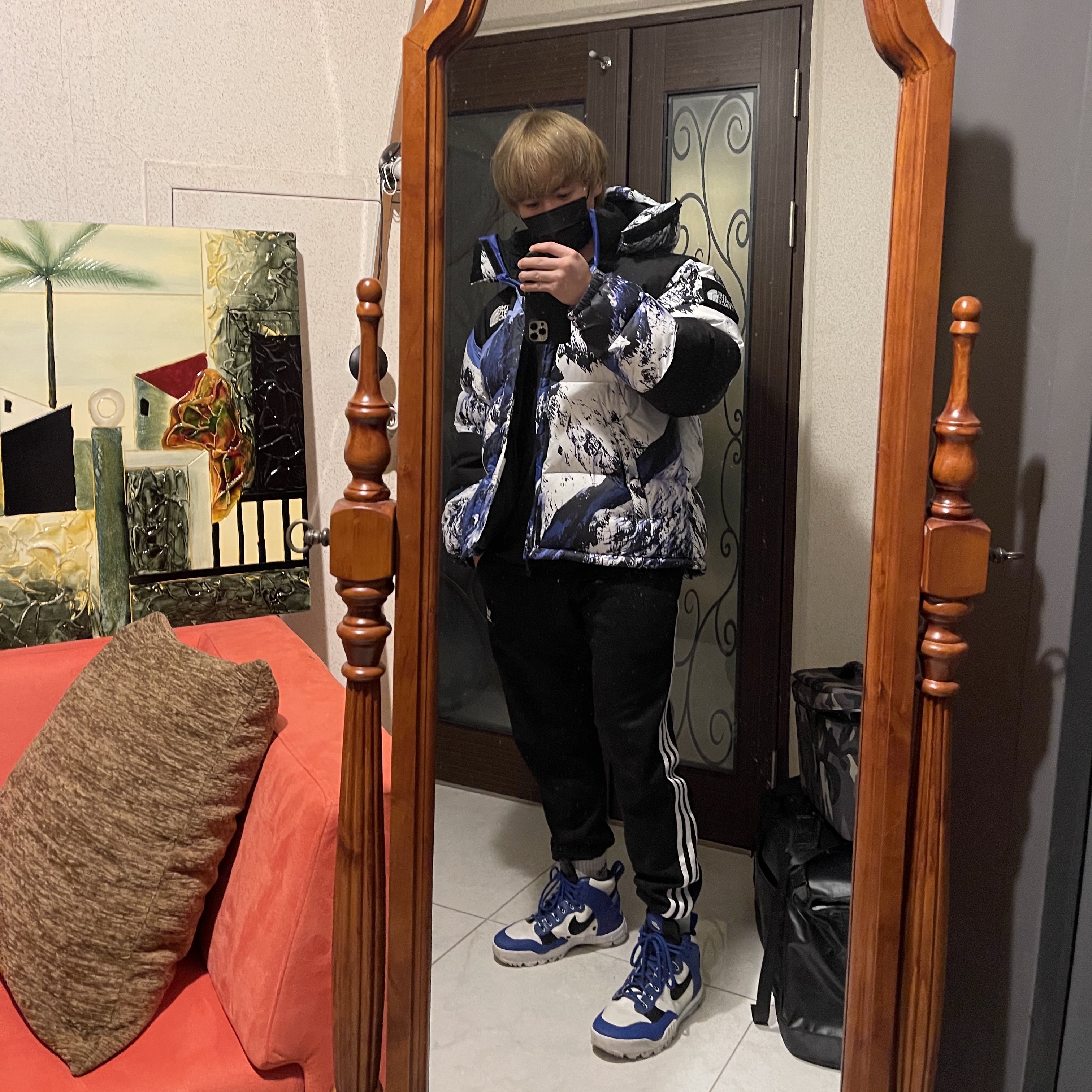 Supreme x The North Face Mountain Baltoro Jacket Blue White - 17FW, Nike x Undercover SFB Jungle Dunk White 착용 스타일 - 1
