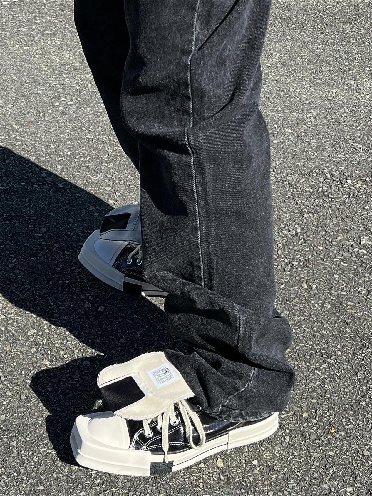 Converse x Drkshdw Turbodrk Chuck 70 Hi Black Lacquered Denim, Undermycar Marshall Chest Pocket Balaclava Zip-Up Chimera - 22SS 착용 스타일 - 4