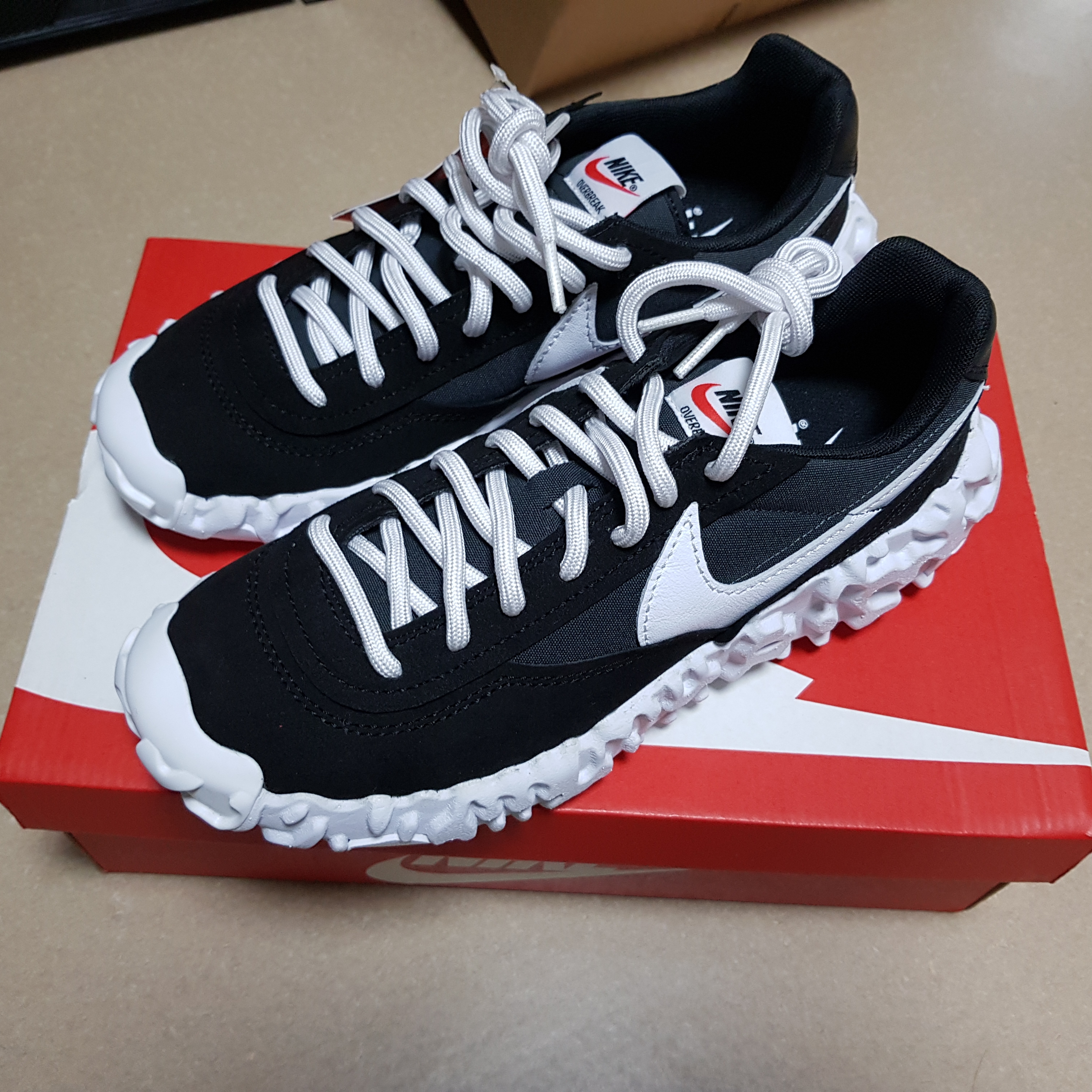 Nike Overbreak SP Black White 착용 스타일 - 1