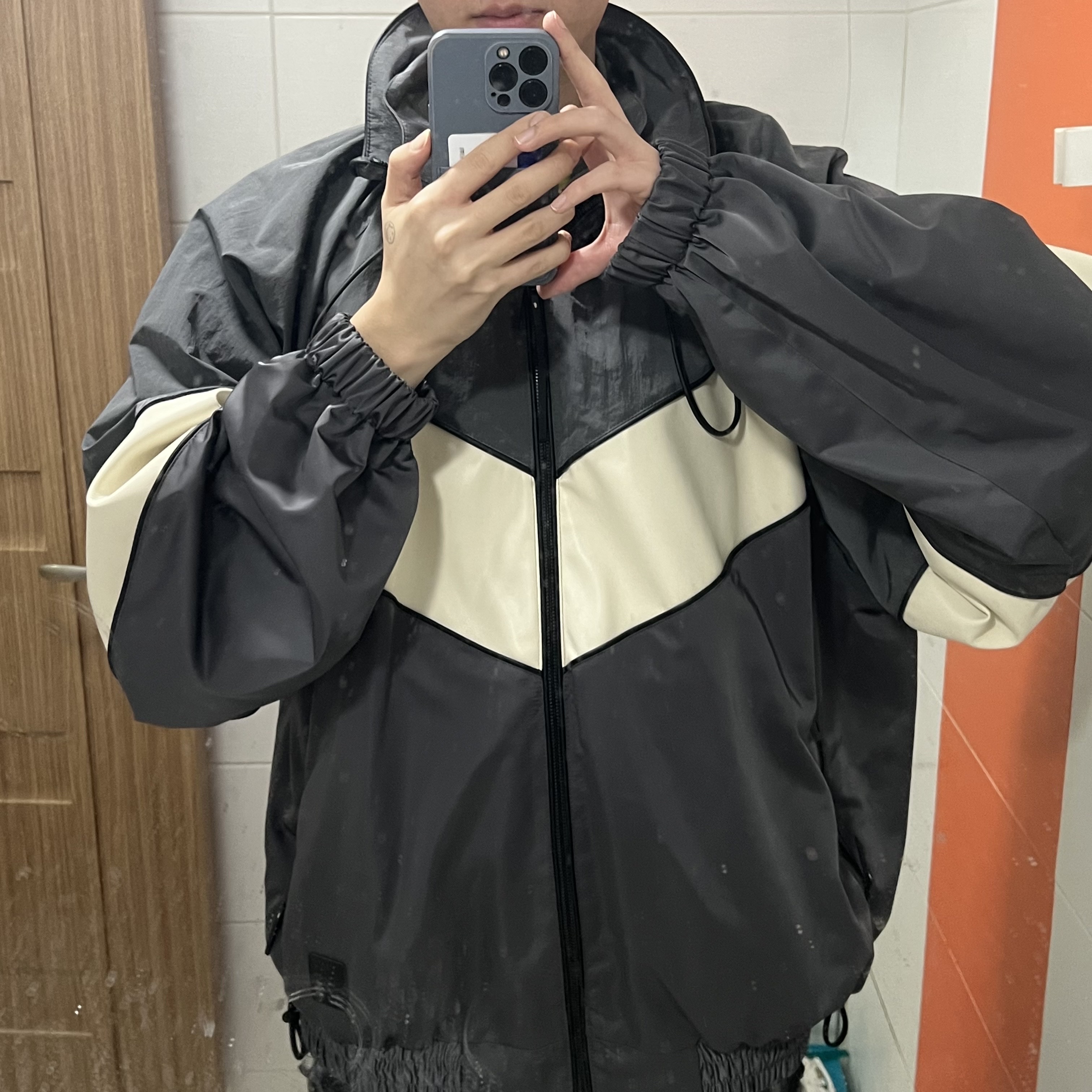 Ader Error Mem Jumper Grey 착용 스타일