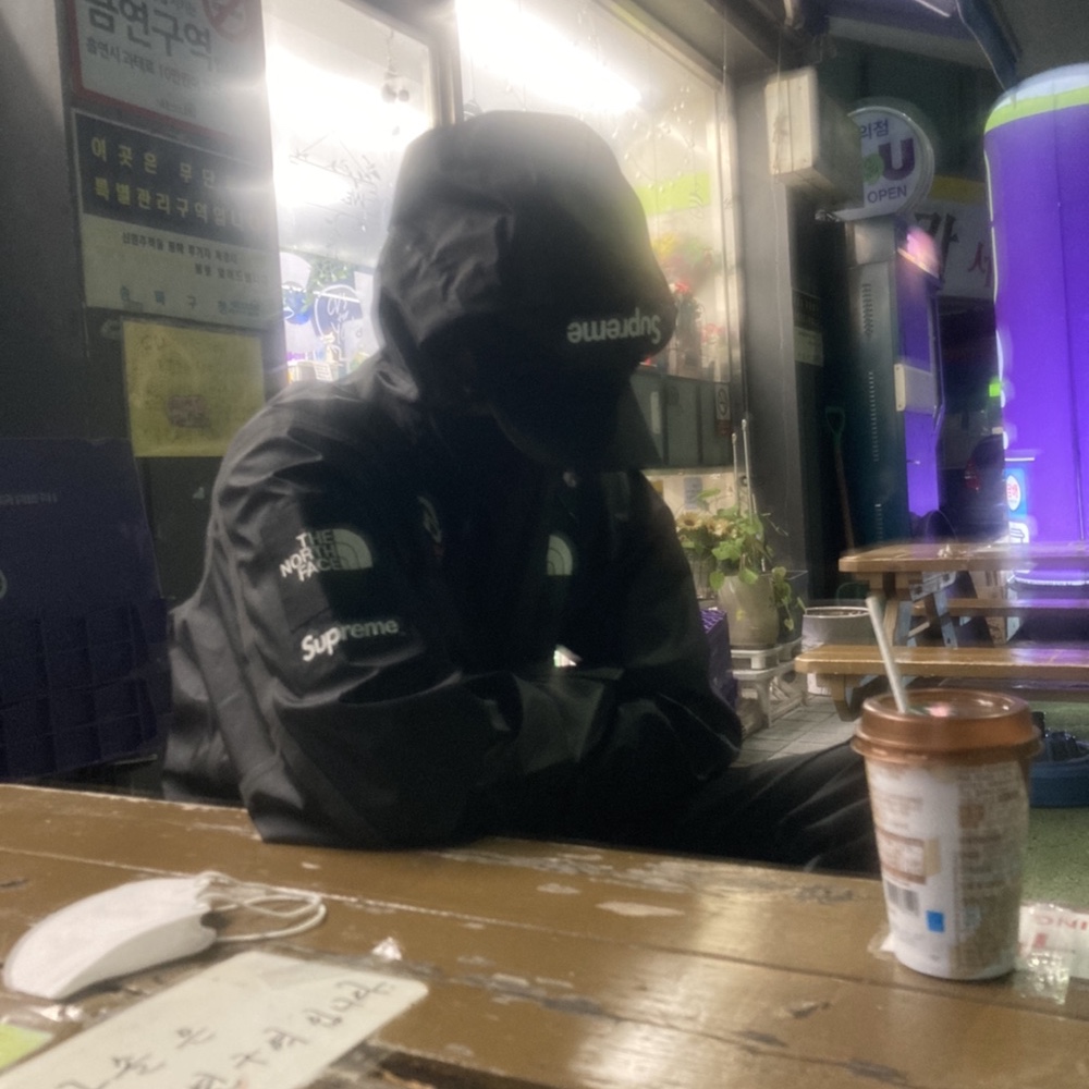 Supreme x The North Face Summit Series Outer Tape Seam Jacket Black - 21SS 착용 스타일
