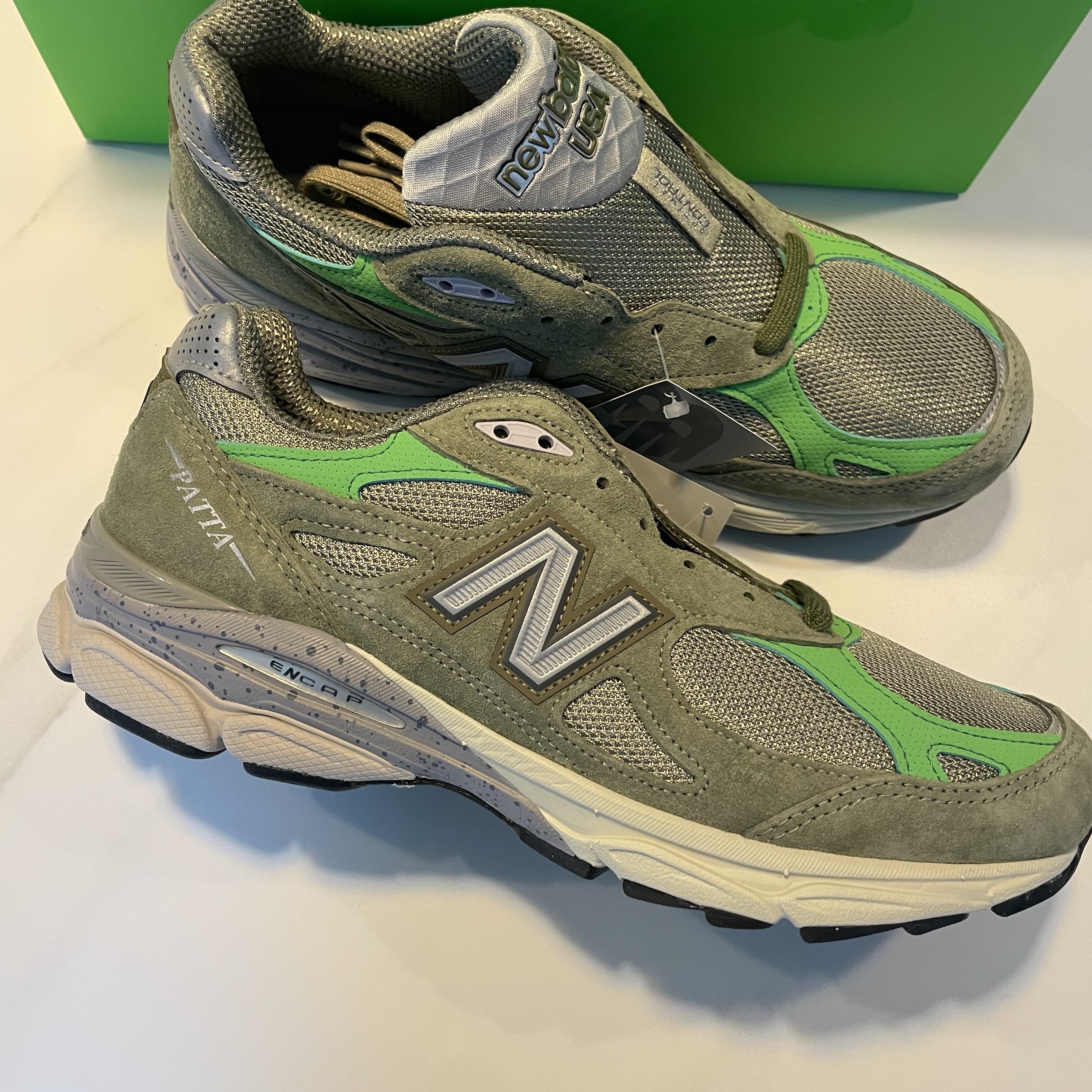 New Balance x Patta 990v3 Made in USA Olive 착용 스타일 - 2