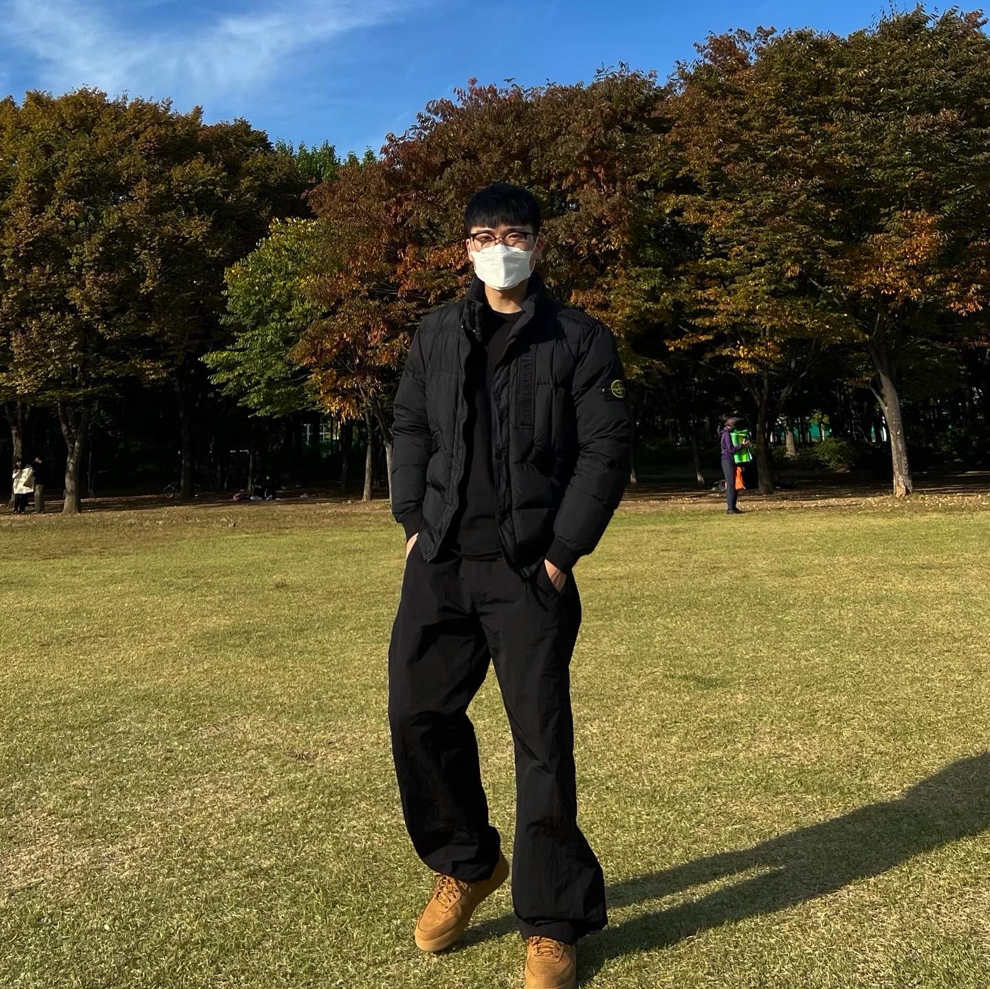 Nike Air Force 1 '07 WB Flax, Stone Island 40223 Garment Dyed Crinkle Reps Down Jacket Black - 21FW 착용 스타일 - 2