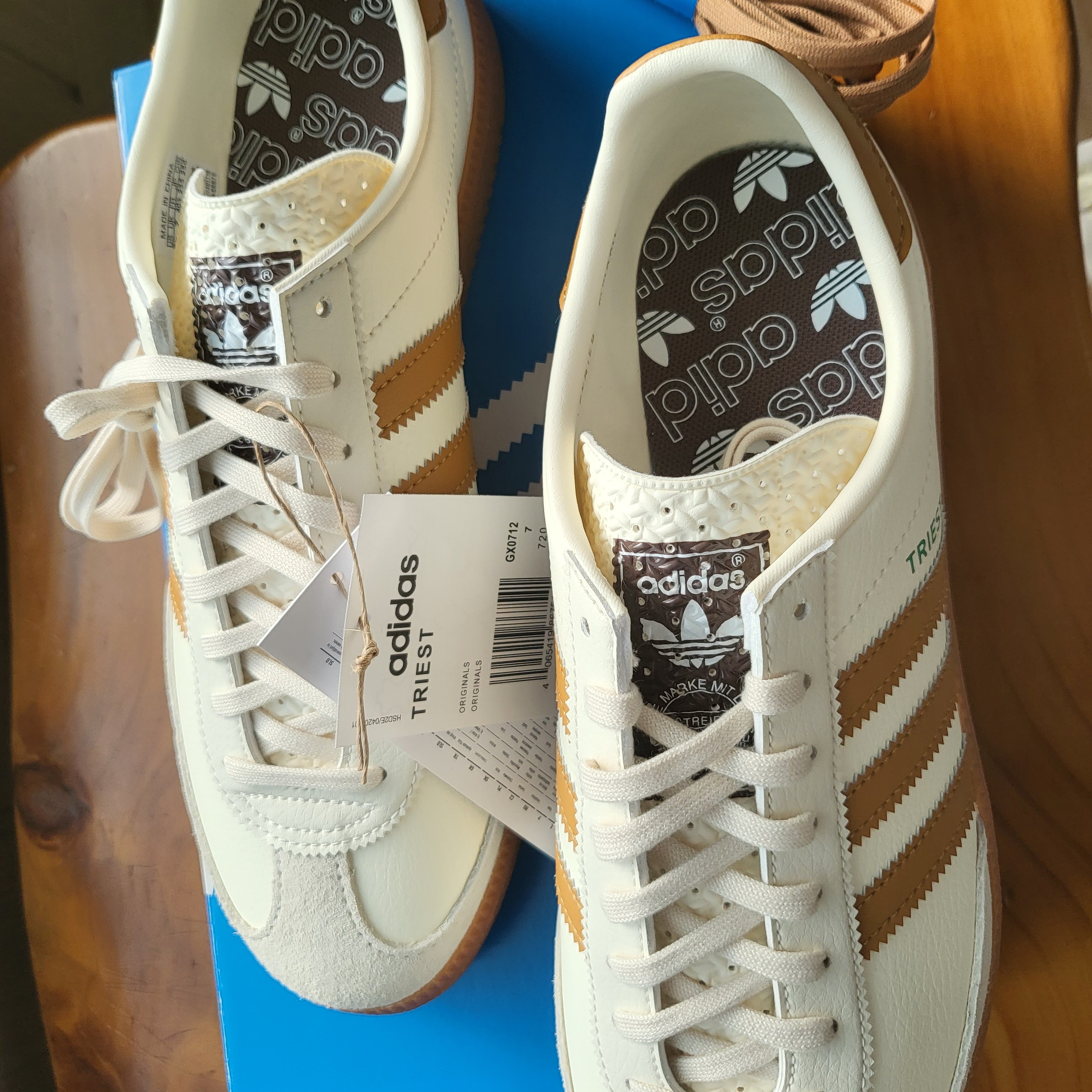 Adidas City Series Triest Cream White 착용 스타일 - 2