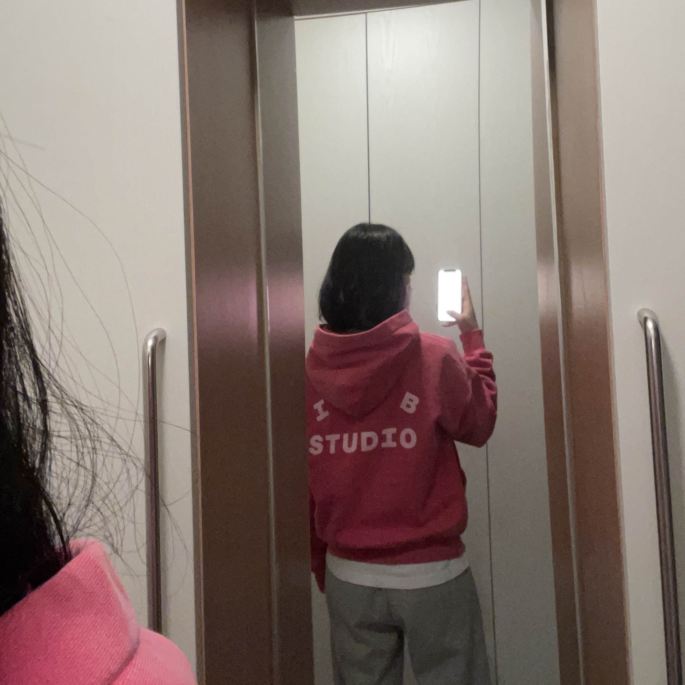 IAB Studio Pigment Hoodie & Sack Coral, IAB Studio Pigment Hoodie Coral 착용 스타일 - 2