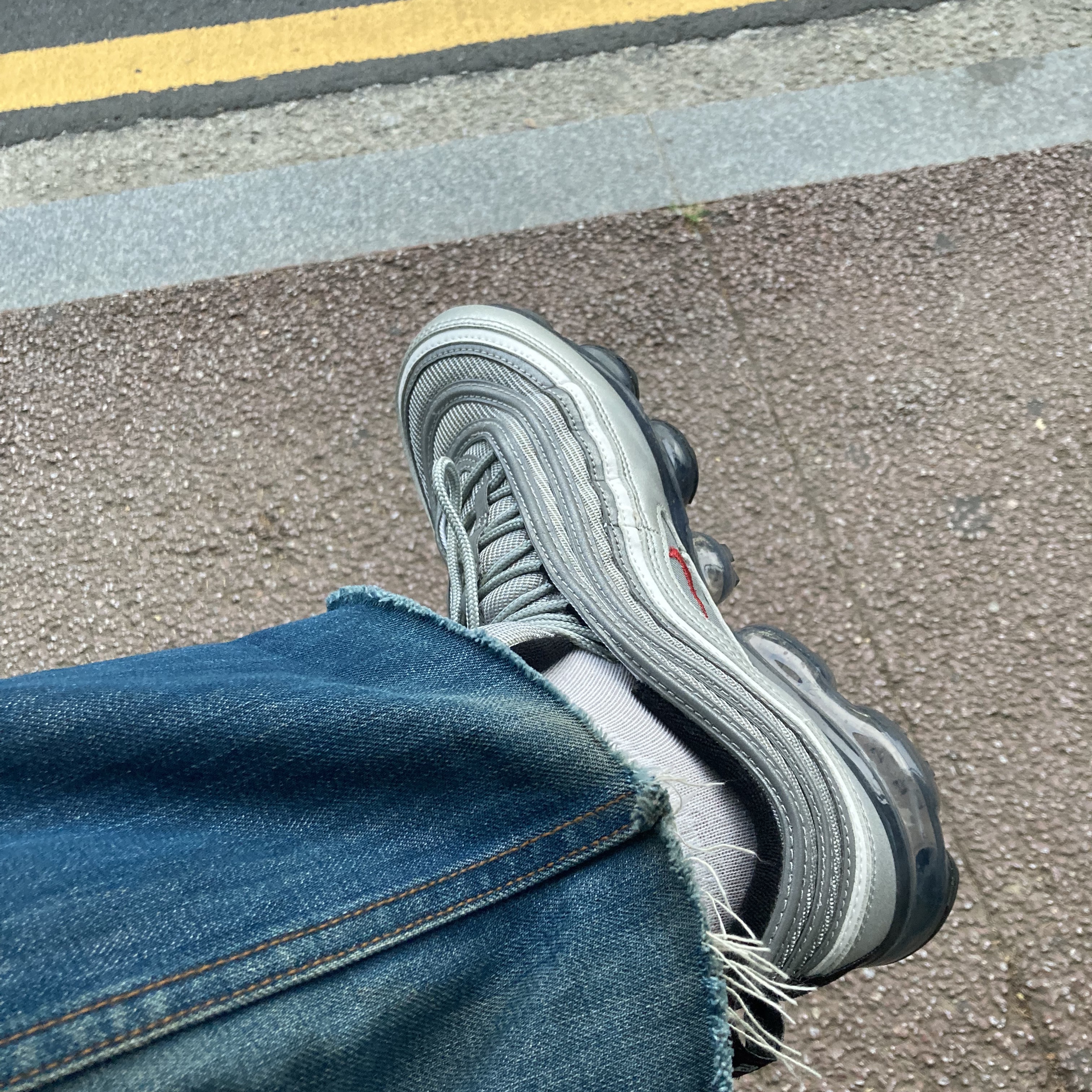 Nike Air VaporMax 97 Silver Bullet 착용 스타일 - 2