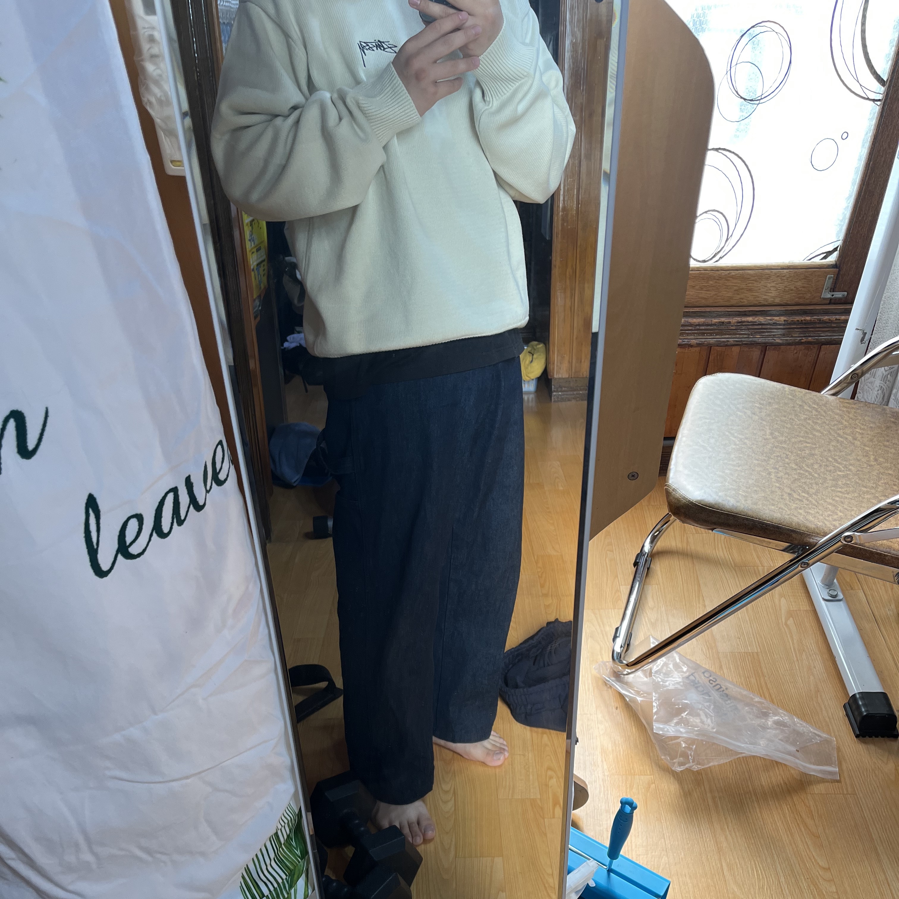 Stussy Care Label Sweater Natural 착용 스타일 - 1