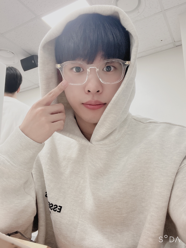 KREAM 프로필 이미지