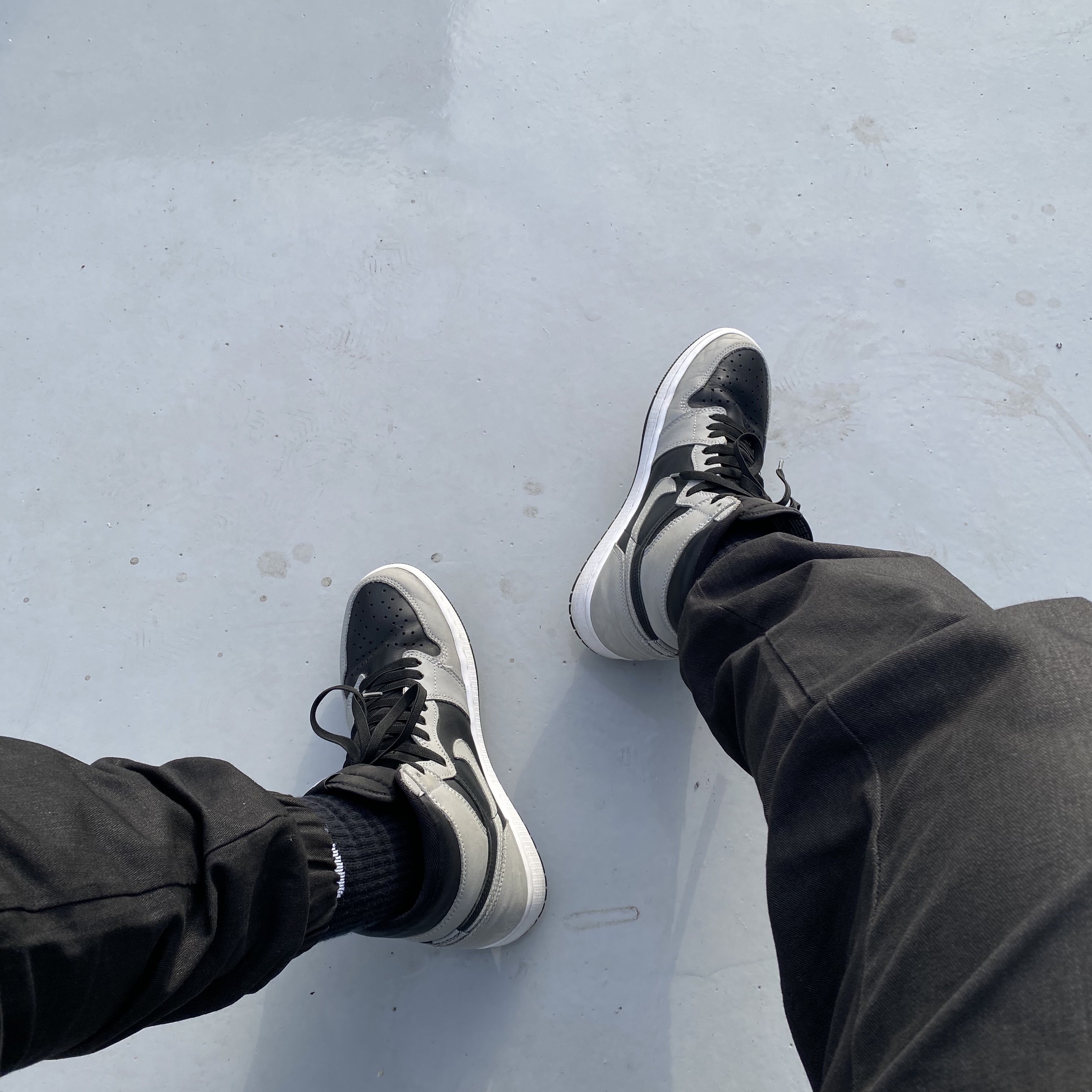 Jordan 1 Retro High OG Shadow 2.0 착용 스타일 - 1