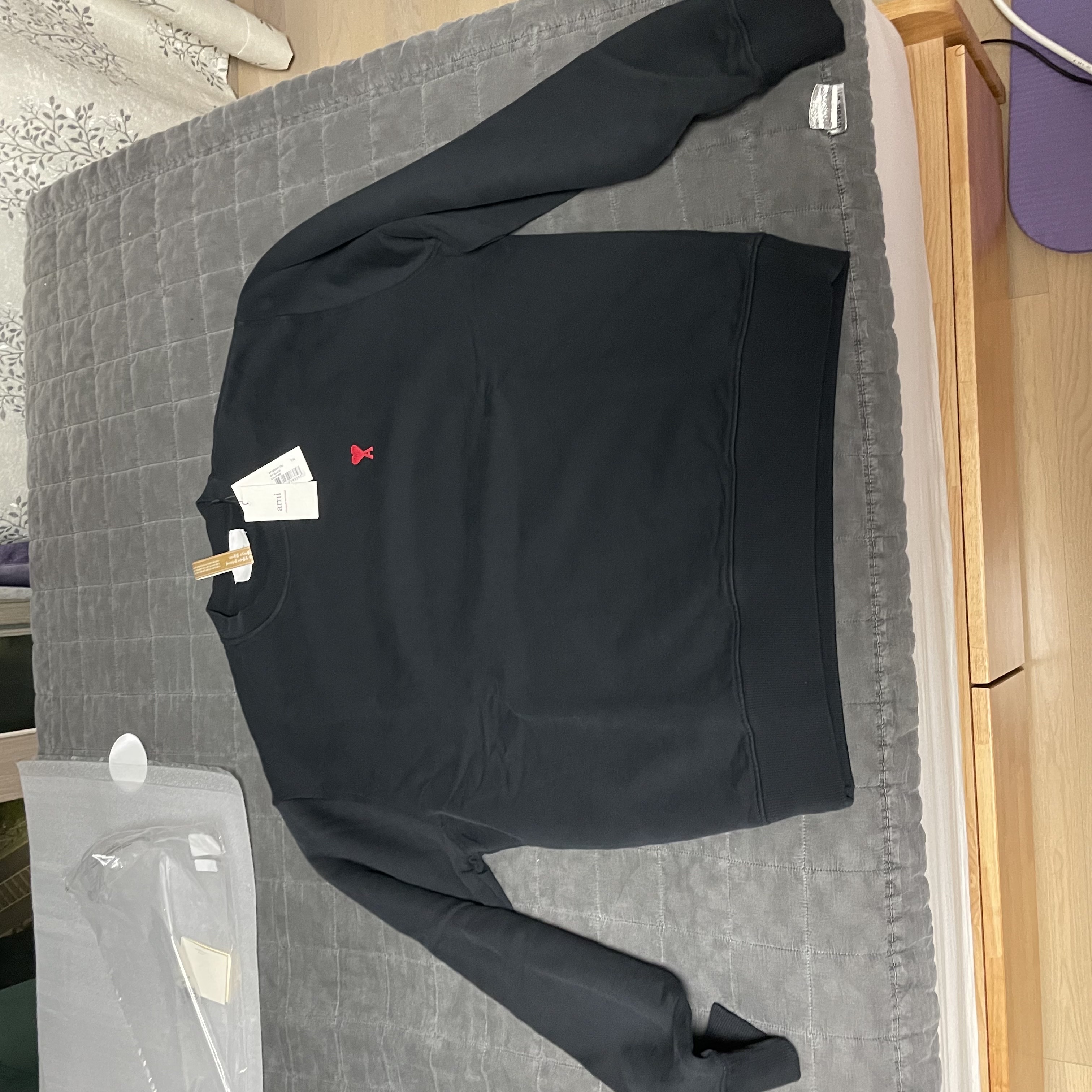 AMI de Coeur Sweatshirt Black 착용 스타일
