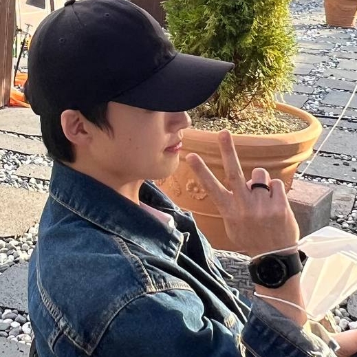 KREAM 프로필 이미지