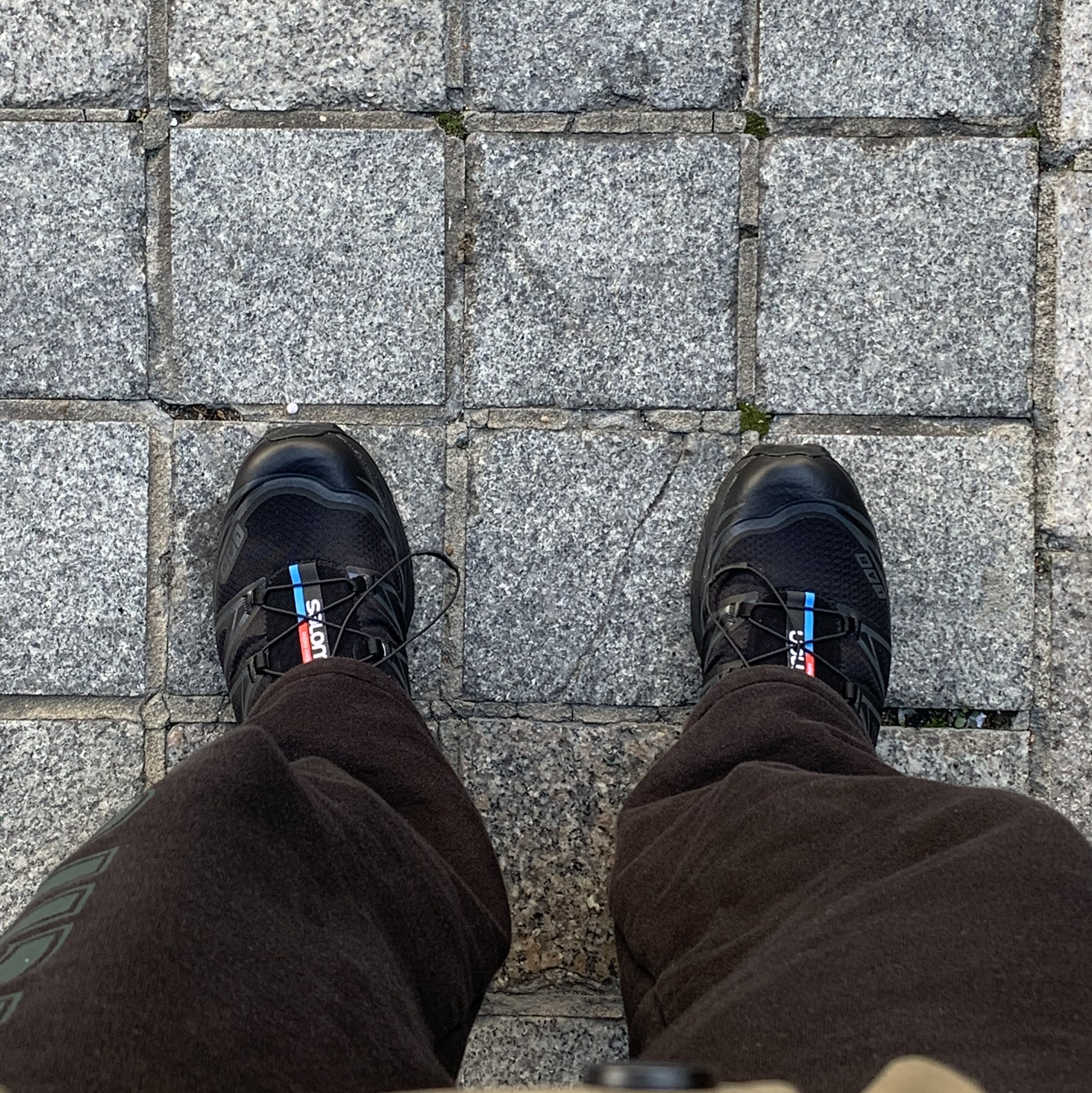 Salomon XT-6 ADV Black 착용 스타일