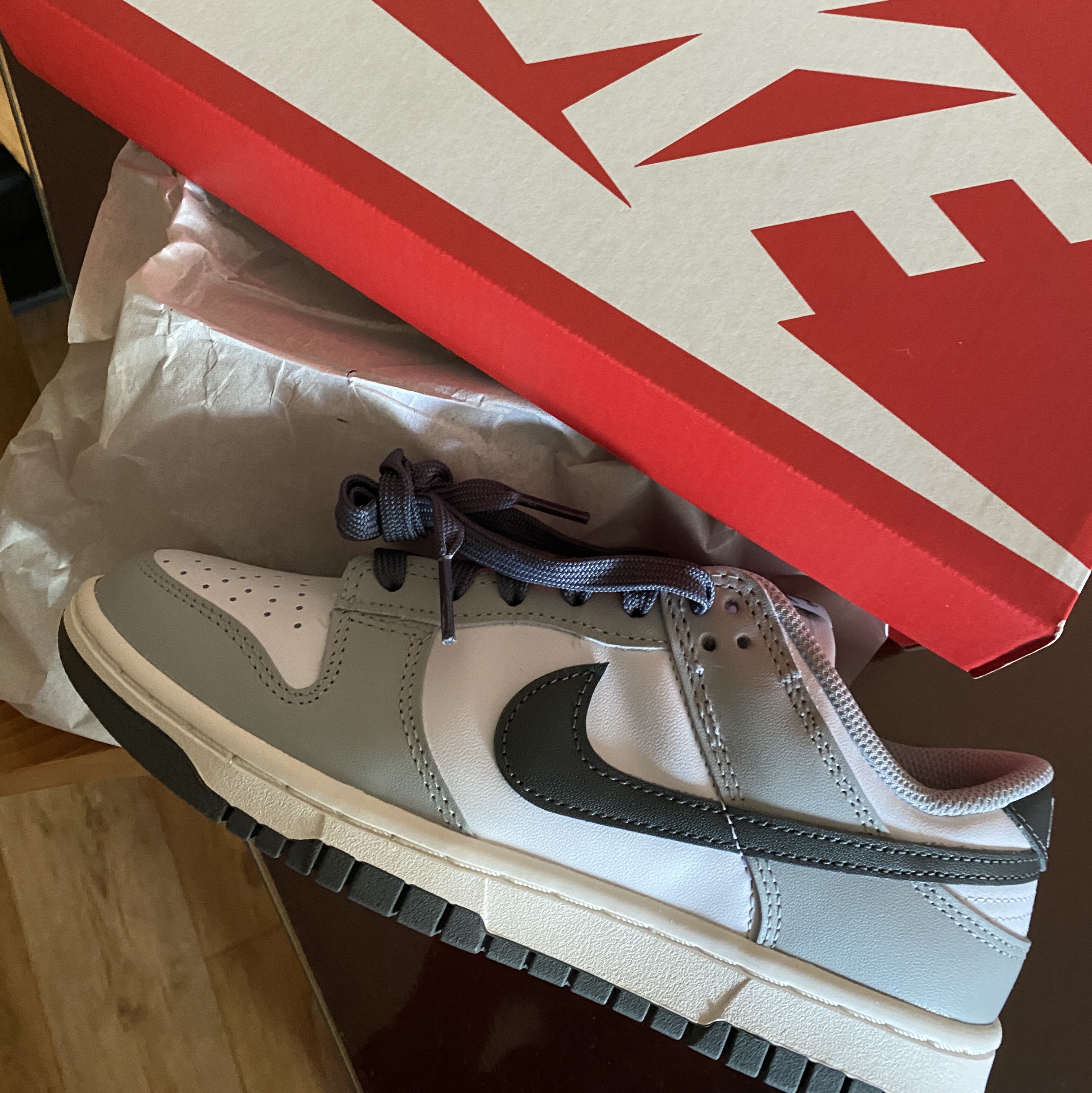 (W) Nike Dunk Low Light Smoke Grey 착용 스타일