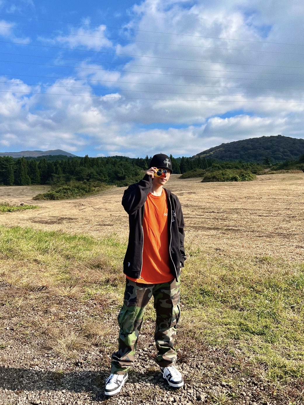 Chrome Hearts Horseshoe Floral Fleece Zip-Up Hoodie Black, Louis Vuitton LV Trainer Sneakers Monogram Denim Black 착용 스타일 - 2