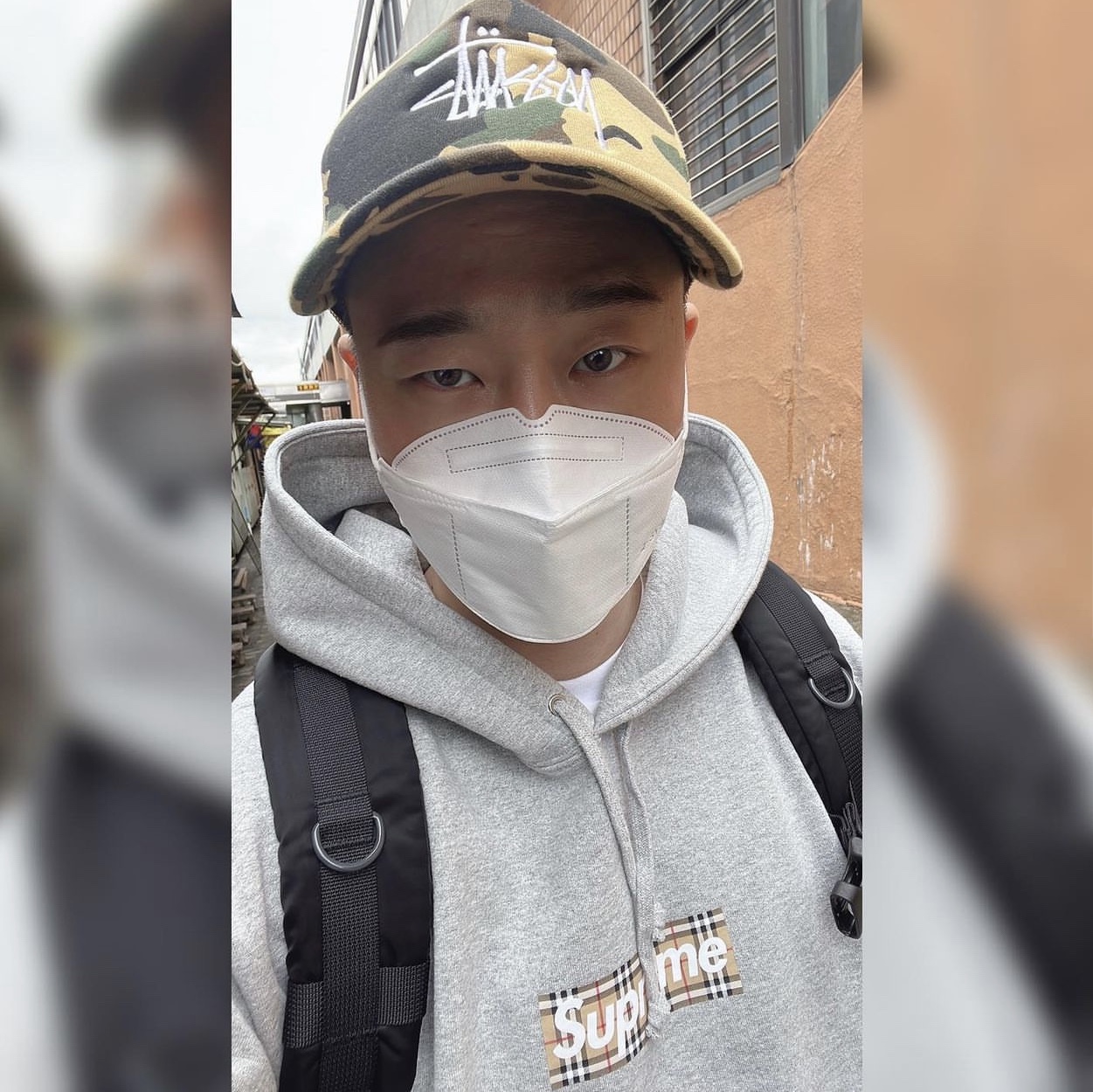Stussy x BAPE Trucker Cap Yellow, Supreme x Burberry Box Logo Hooded Sweatshirt Heather Grey - 22SS 착용 스타일