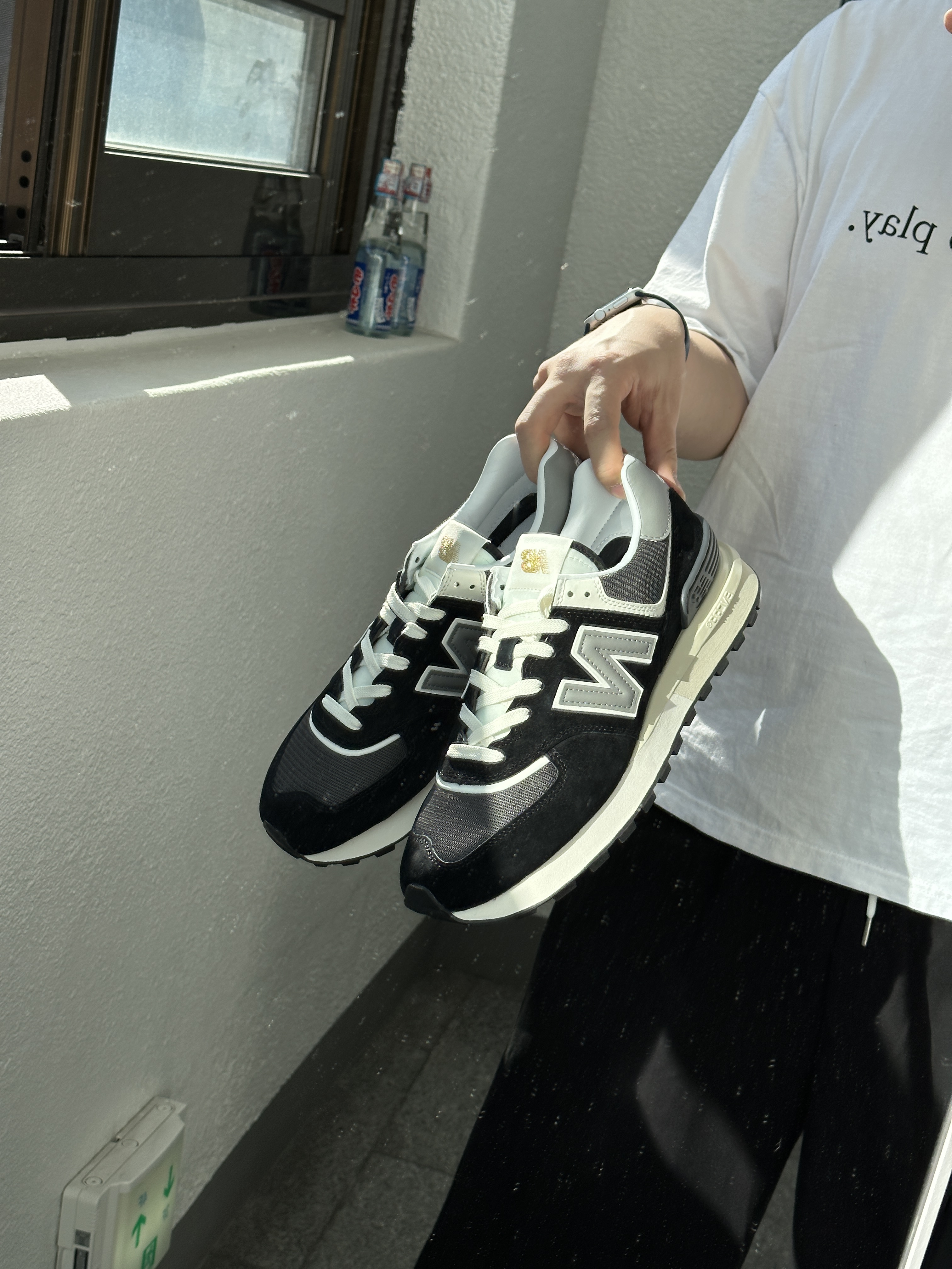 New Balance 574 Legacy Black 착용 스타일 - 4