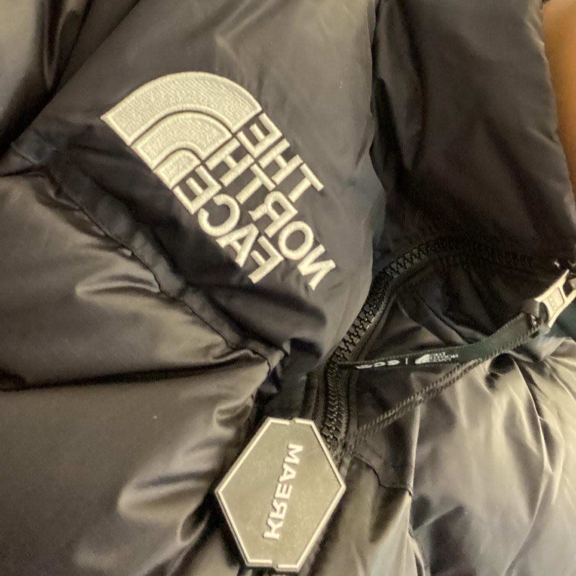 The North Face 1996 Eco Nuptse Jacket Black 착용 스타일