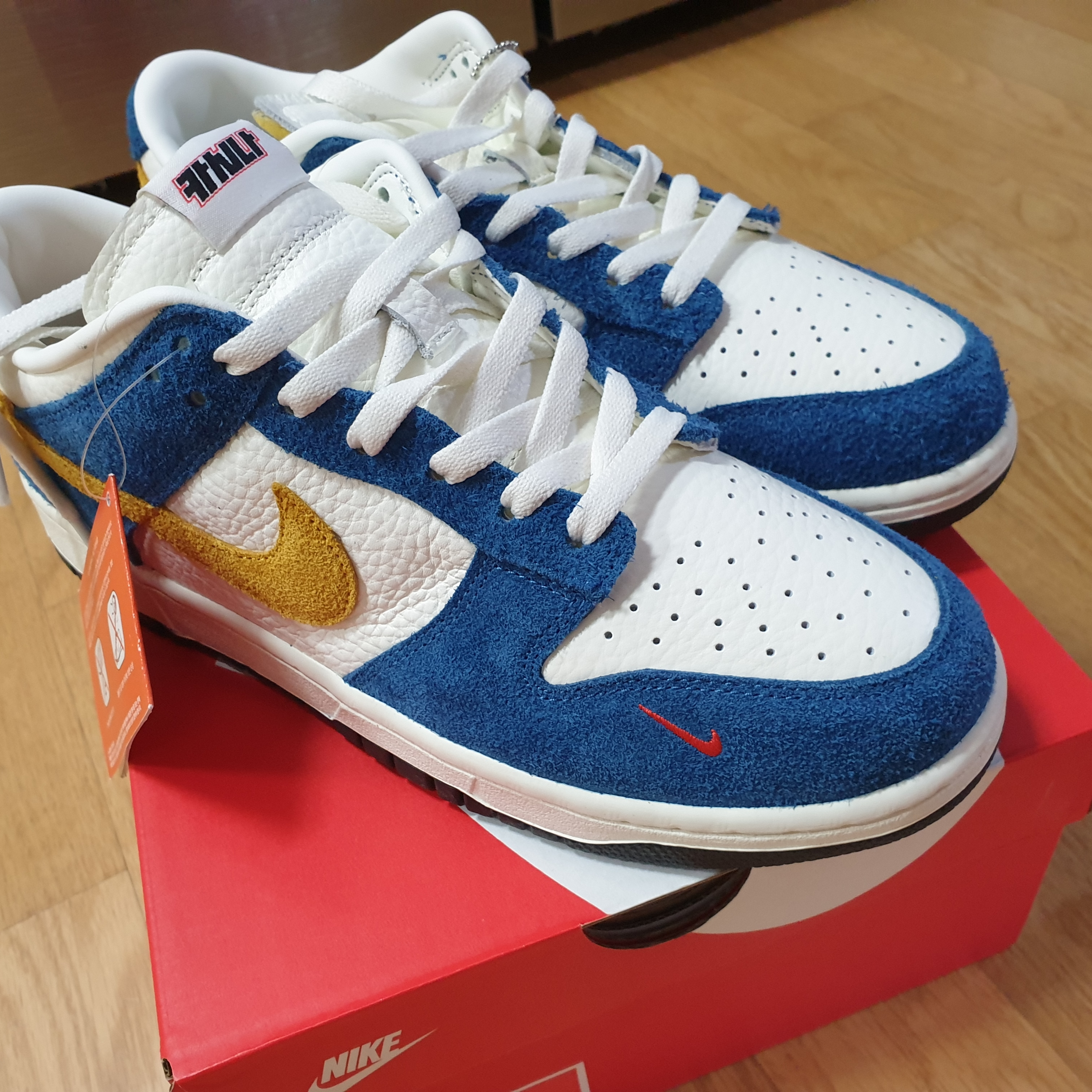 Nike x Kasina Dunk Low 80's Bus 착용 스타일