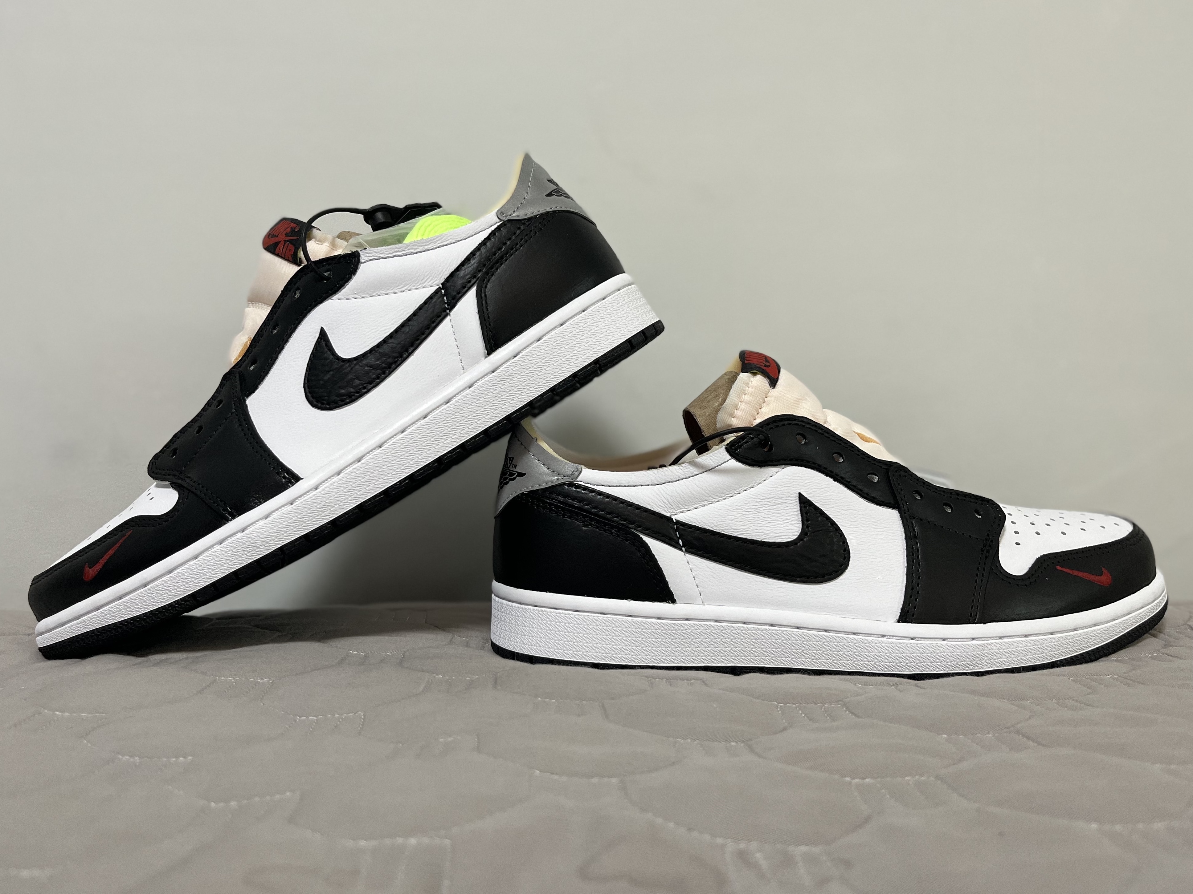 Jordan 1 Low OG Ghost Green 착용 스타일 - 2