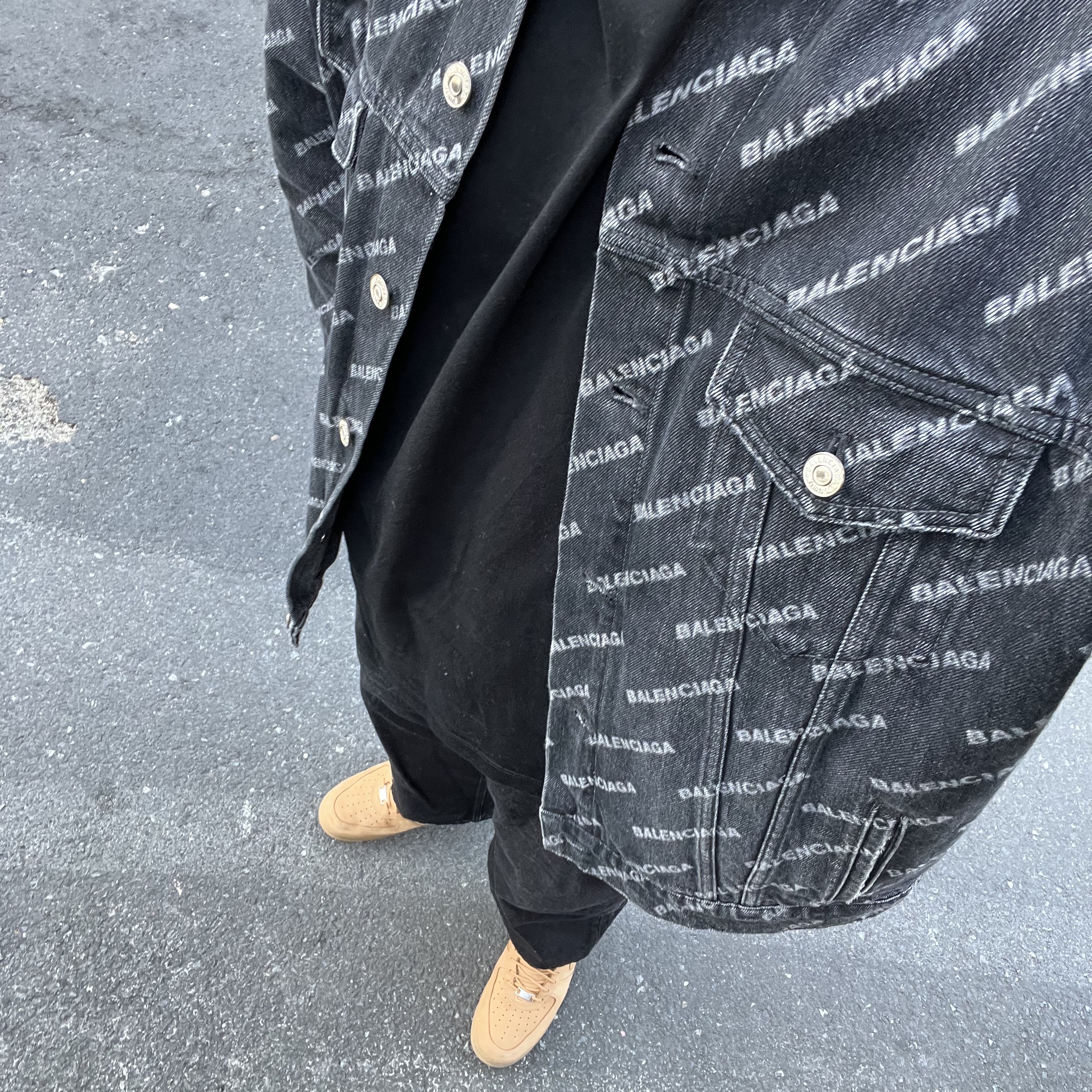Balenciaga Year of the Tiger Typo Large Fit Japanese Denim Jacket Black, Wooyoungmi Flower Print Back Logo T-Shirt Black - 22SS 착용 스타일