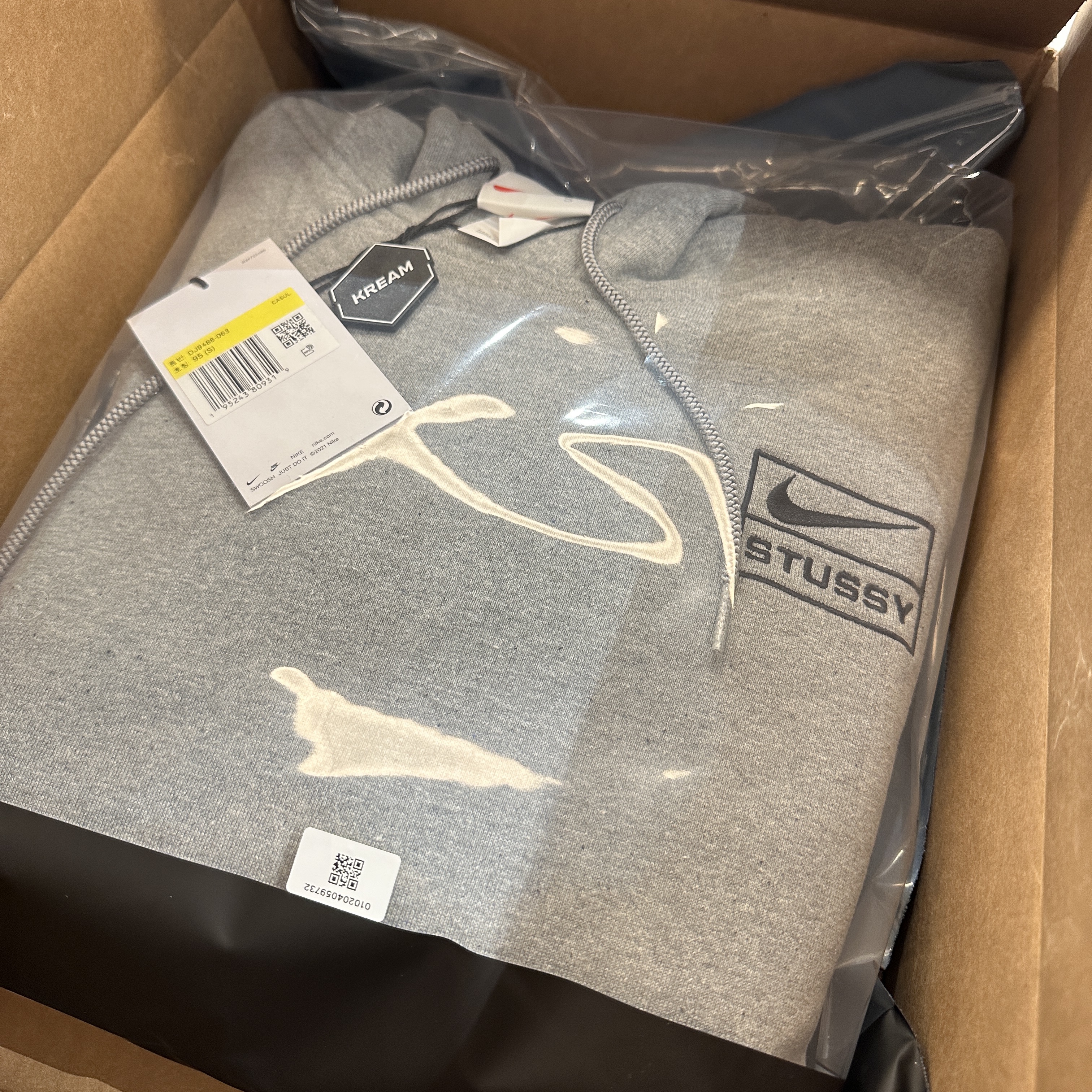 Nike x Stussy NRG RA Pullover Hoodie Dark Grey Heather (DJ9488-063), Nike x Off-White Dunk Low The 50 - Lot 29 착용 스타일 - 2